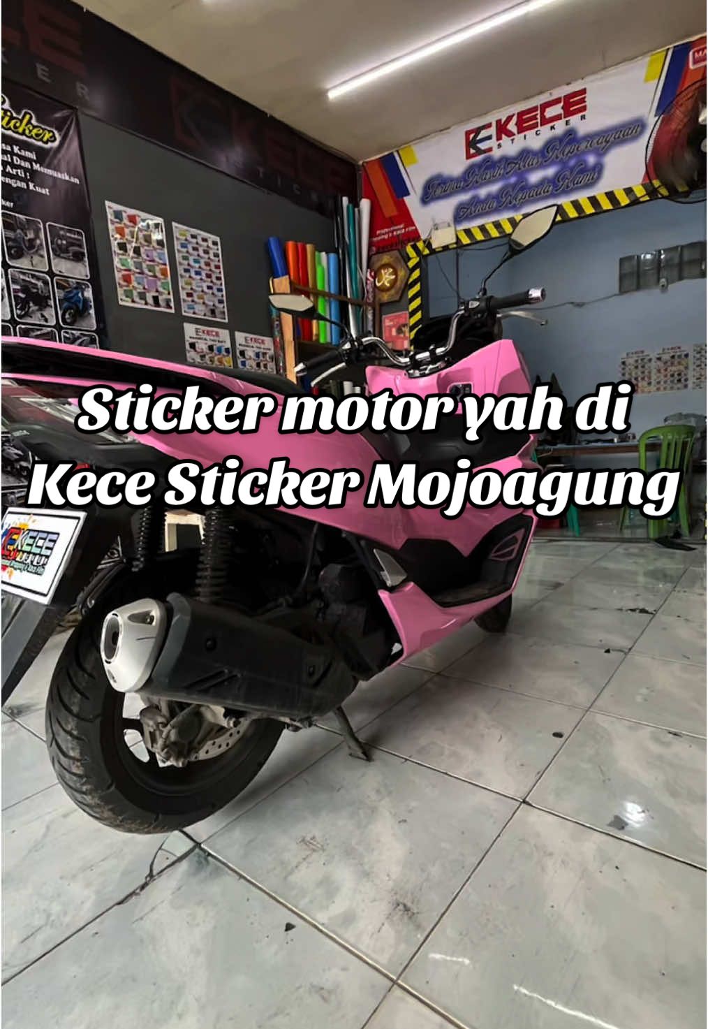 Sticker motor mojoagung rapi bergaransi #fyp #viraltiktok #skotletmotor #pcxmodifikasiindonesia #jombang #mojoagung #skotlite 