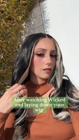 Toss toss #tosstoss #wicked #glindatoss 