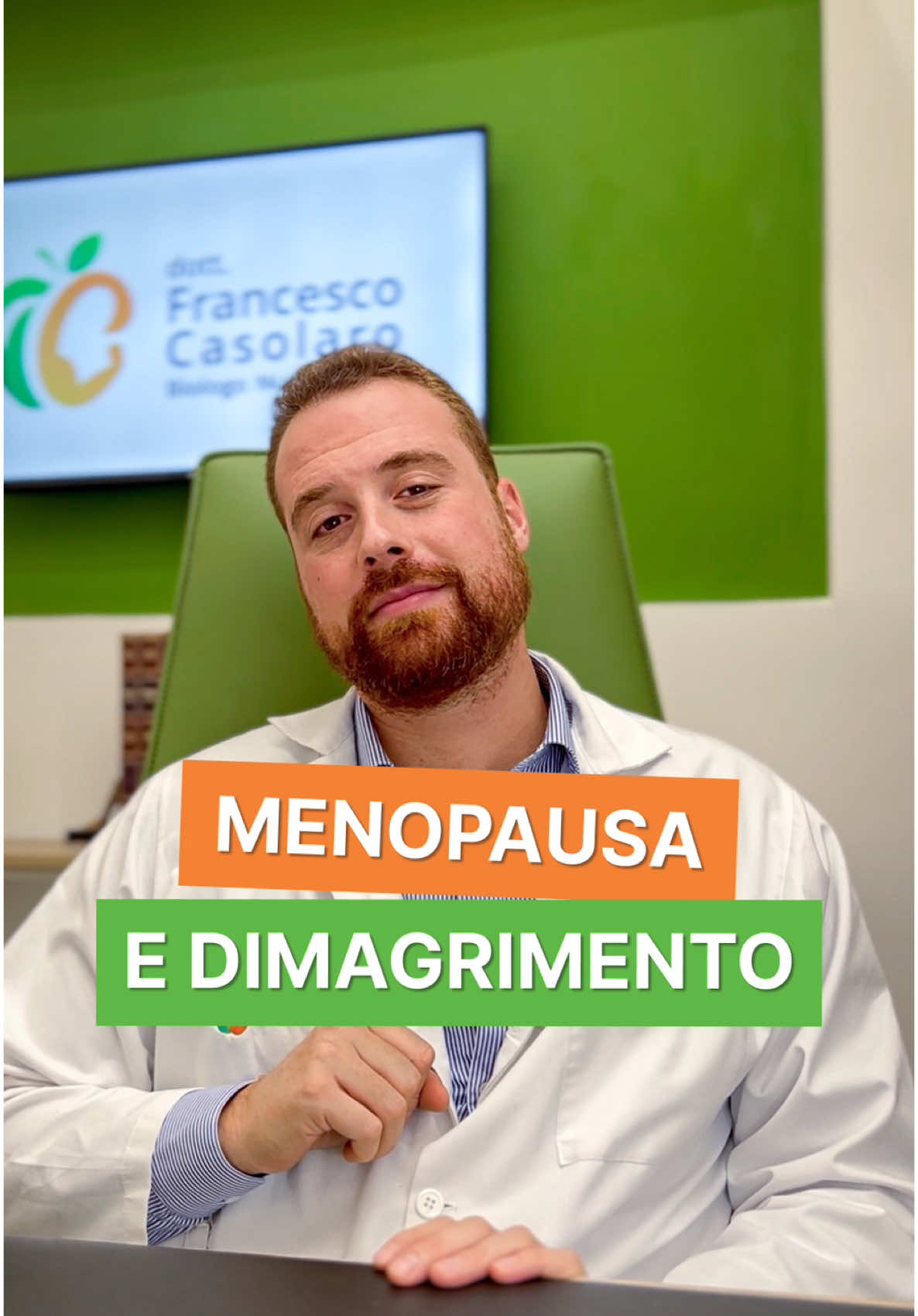 Sei in menopausa e non riesci a dimagrire? In questo video ti spiego il perché! Una delle cose più importanti da fare è quella di lasciarsi seguire sempre da professionisti del settore, ovviamente nutrizionisti ma anche personal trainer come @tiziana.fitness.style  Fammi sapere se anche tu hai riscontrato questa problematica durante la menopausa 💪🏻 #menopausa #salute #benessere #donna #nutrizione #alimentazionesana #mangiaresano #dietasana #alimentazione #cibosano #dimagriremangiando #allenamento  #educazionealimentare #perte 