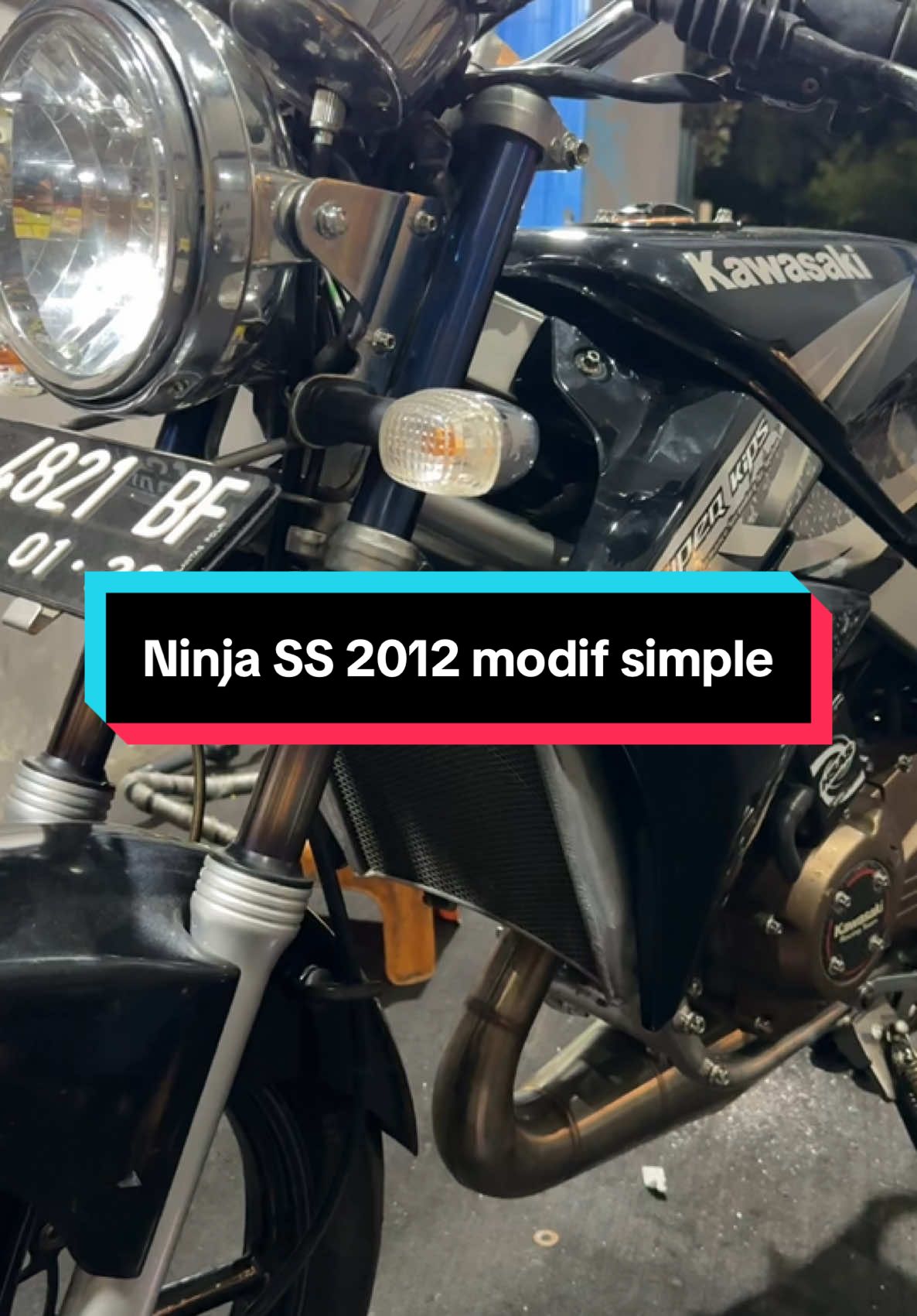 Ninja SS 2012 shuriken hitam modif simple - velg rcb - ban pirelli diablo rosso - radiator bpro gambot curve - arm bpro gen2 - as shock biru - stang segitiga ninja kis - chamber rs1 - slincer Cms - karbu pwk 28 - begel SE #twostroke #openkips #2stroke #restorasininja #pesonaninja #ninja150 #ninjass #ninjass150style #kawasakininja #ninjarr #ninjar #ninjarr150 #ninjarrold #ninjarrmodifikasi #ninjassmerah #ninjassmodif #ninjass_150 #ninjassindonesia #ninjassr #ninjassr_indonesia #ninjassshuriken #ninjassshurikenhijau #ninjassshurikenmerah