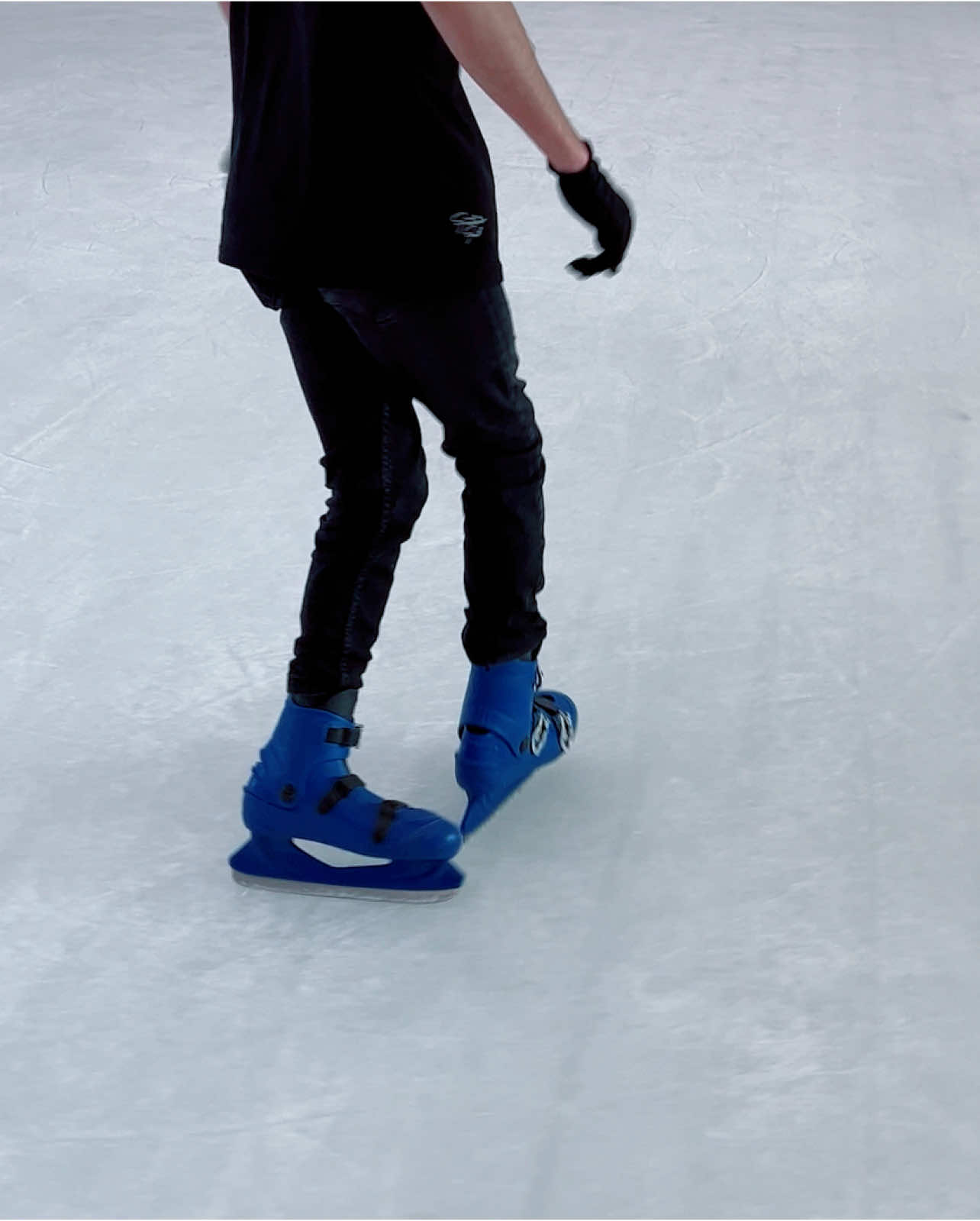 ئەکتیڤ؟ #اکسبلور #iraq #ice #slemani #fyp #hawler #skating 