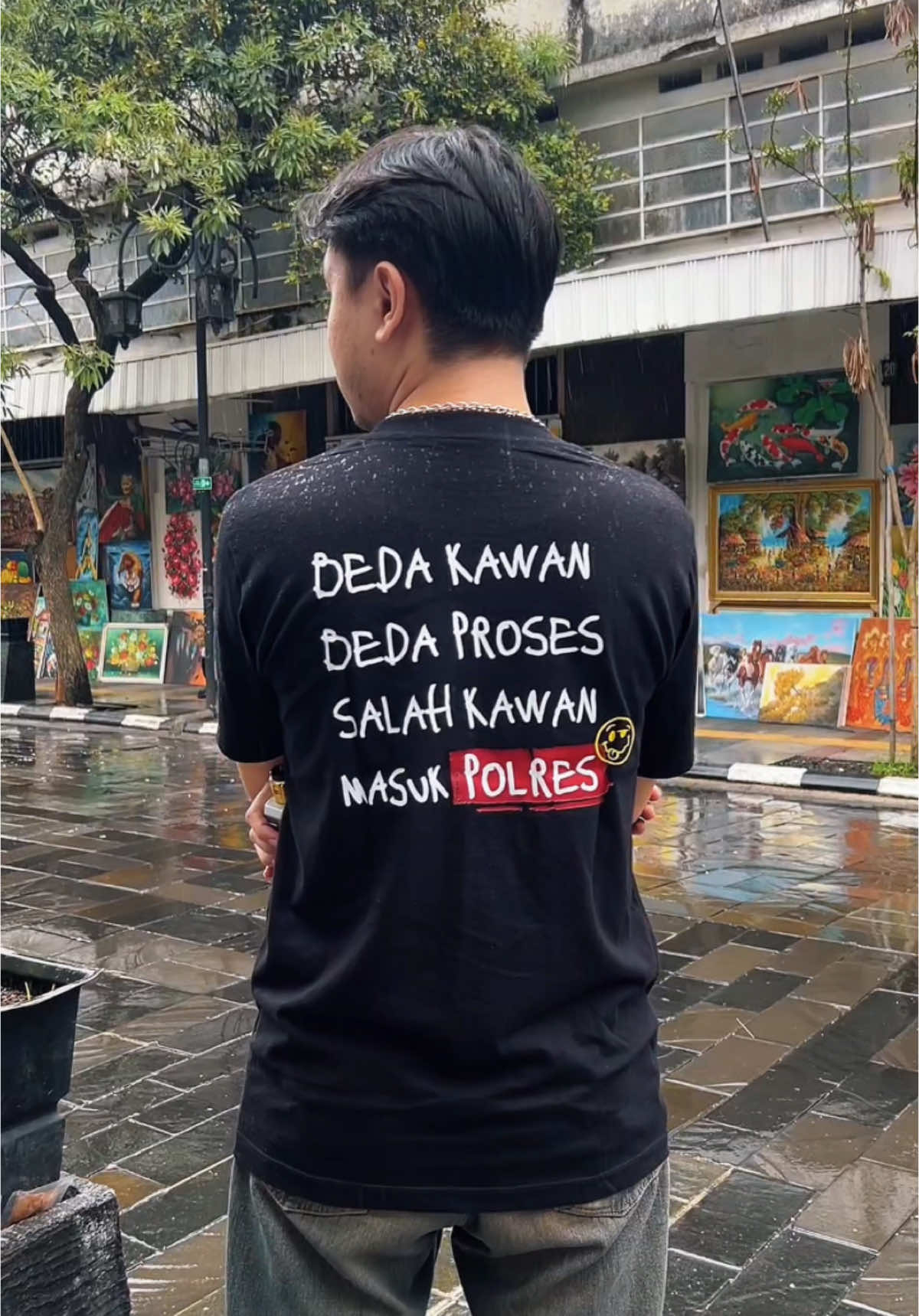 Salah kawan masuk polres 🔥 | Pembelian kaos nya,kunjungi profil kami lalu klik keranjang belanja yang ada di profil kami bray 🙌🏻 #kawan #polres #kawankawan #fyp 