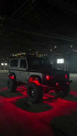 Tis the season 🎄 The Custom Land Rover Defender 90 Summit by HIMALAYA #DriveHimalaya #LandRover #LandRoverDefender 