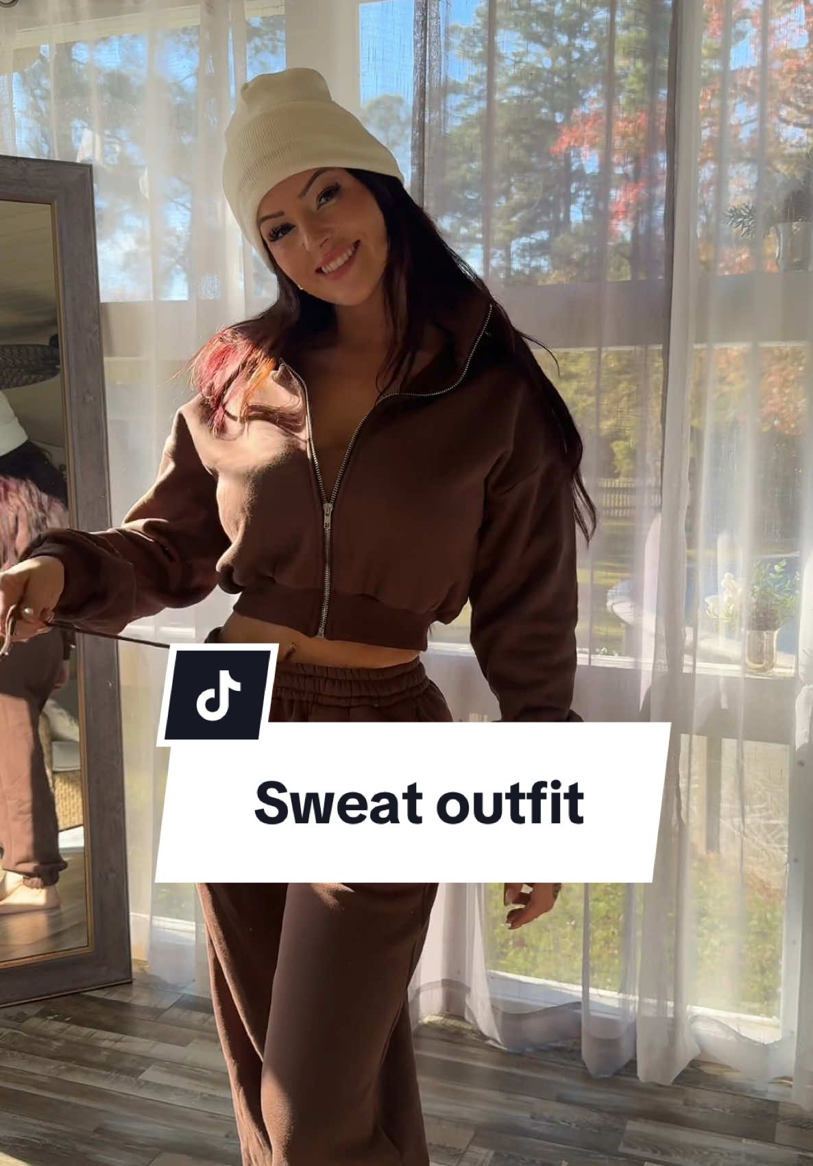 I am here for matching sweat outfits  👏🏼 🙌🏼  #sweatsuit #matchingloungewear #casualoutfits #matchingoutfits #sweats #croppedhoodie #ttsdelightnow #giftguide #ttsstarcreator  