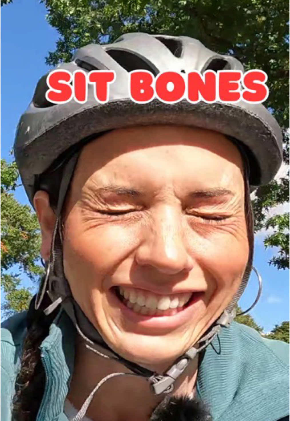 Did I make up sit bones? Full ep with @CaitlinPeluffo up now on yootoob #sitbones #comedy #standup #joke #bike #cycling #tandem #nyc 