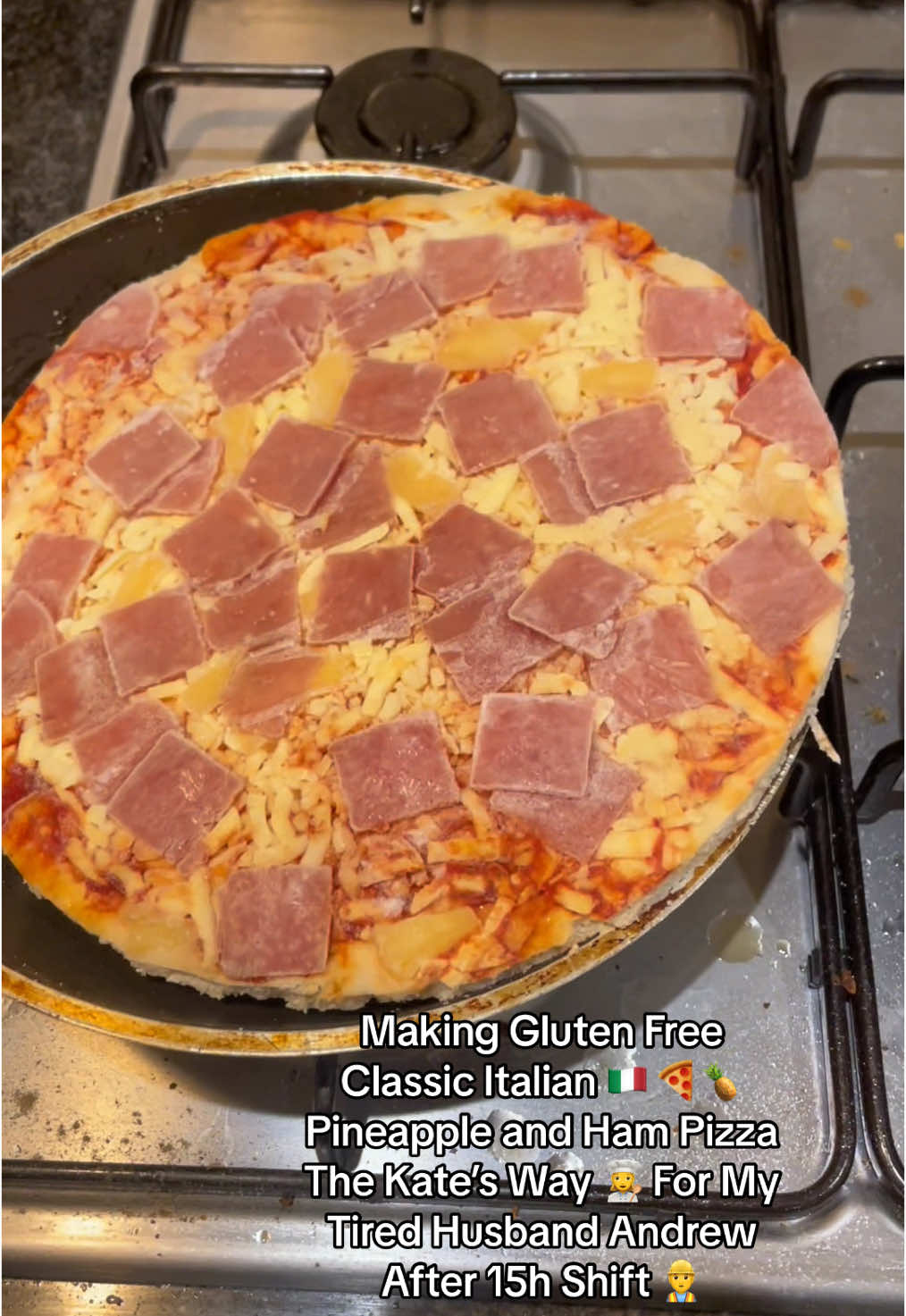 🇮🇹 Italy Part 7: Making Classic Gluten Free Pineapple and Ham Pizza 🍕🍍 The Kate’s Way 👩‍🍳 #foryou #fyp #viral #italy #italianfood #britishfood #englishfood #husband #wife #work #lunch #pizza #CookingHacks #pineapplepizza #bluecollar #americanfood 