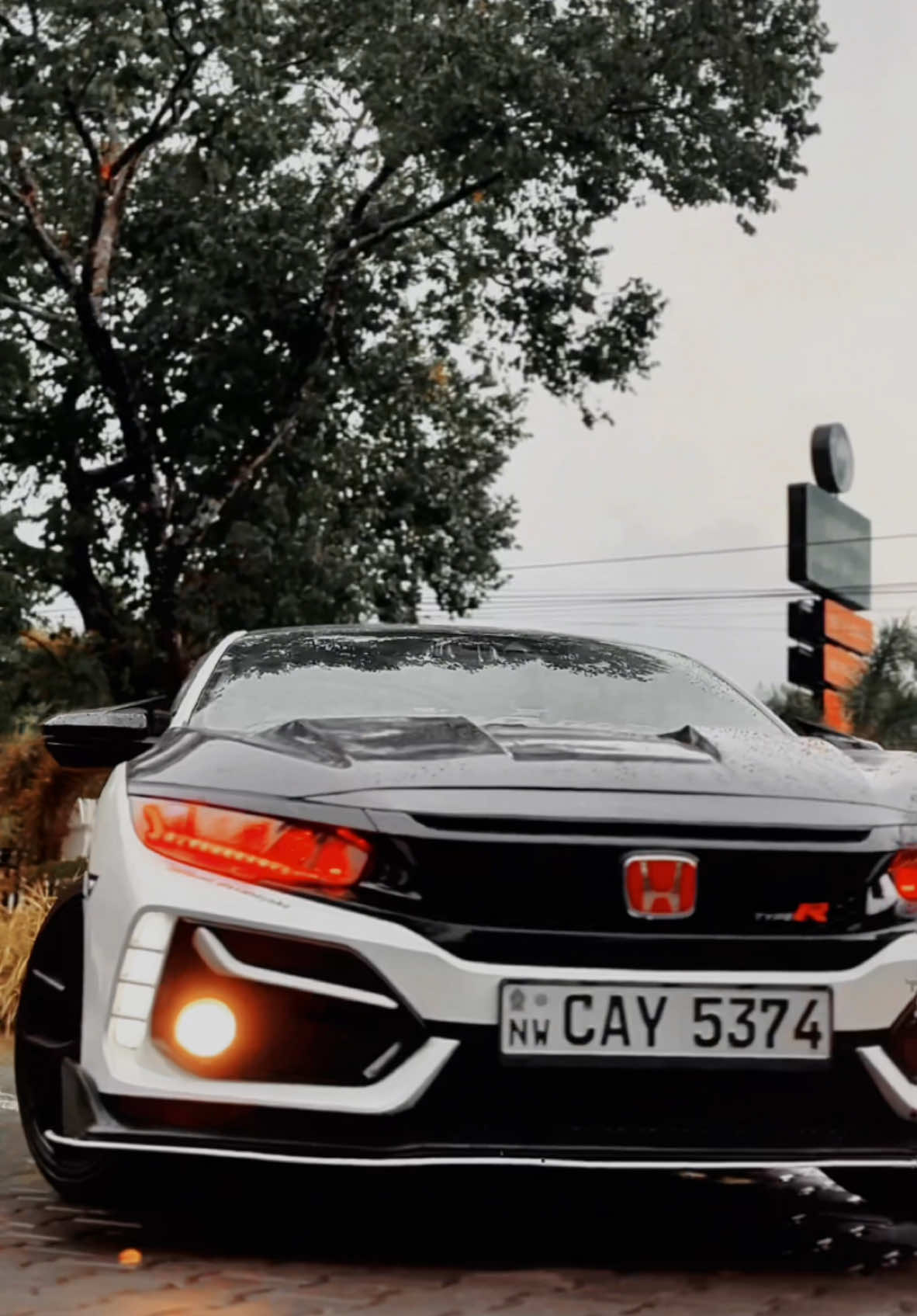 නුබේ සතුට සැමදා පතනවා 🤍🥺#CapCut #fyp #civicfk #honda #civicfk7 #sltok🇱🇰 #civicturbo #carsoftiktok #cay5374 #fypシ゚viral🖤tiktok #シ゚viralfypシ #foryou #civicsrilanka🇱🇰 #onemillionaudition #modifiedcar #rainyday #modifiedcivic 