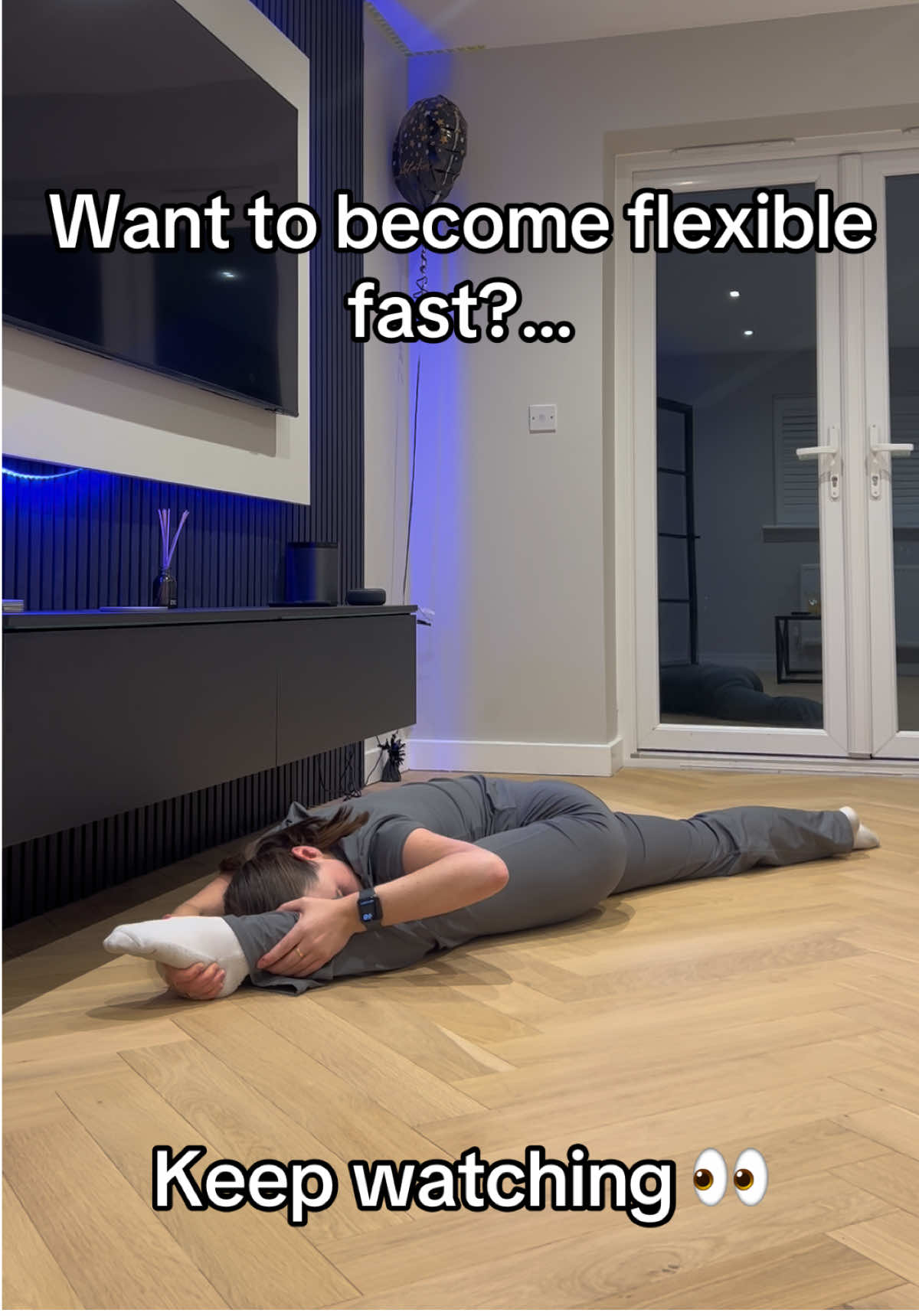 Fastest possible flexibility gains! Repeat these daily for the best results 🌟  #flexibile #flexibility #flexibilitygains #gains #howto #howtosplit #splits #tutorial #getflexiblefast #dance #dancer #gym #gymgirl #gymnast #gymnastics #stretch #stretching #howtostretch #strong #strength #ballet #balletdancer #ballerina #balletcore #balletflex 