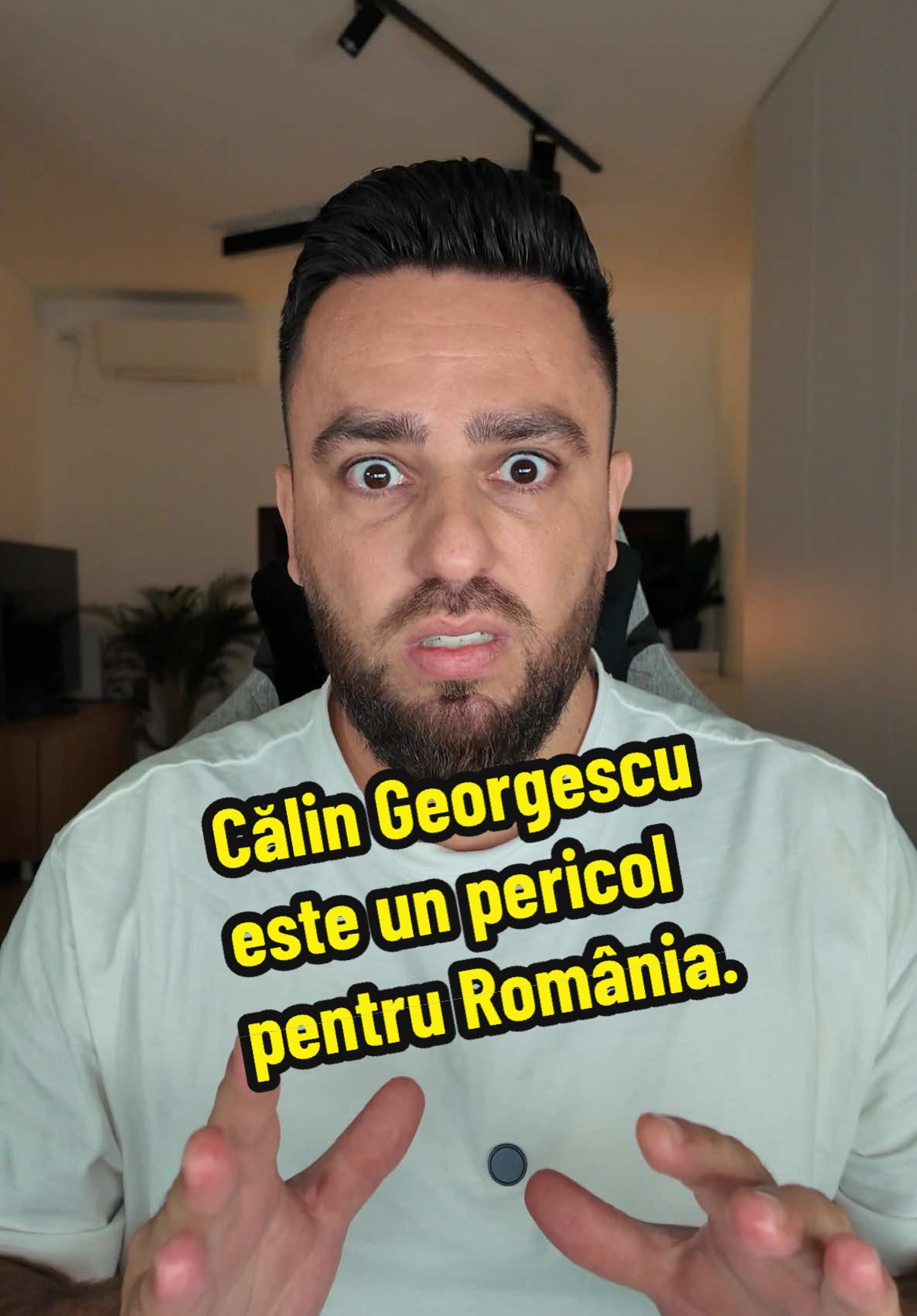 Avem dovezi clare că acest individ Călin Georgescu este un pericol pentru țara noastră. Trebuie doar să deschidem ochii și să le vedem. Astă seară la ora 20:00 sunt LIVE pe canalul meu de YT Mariciu și trec cu voi prin toate articolele și postările importante de azi. Mai mult ca niciodată trebuie să ne informăm și să nu ignorăm dovezile clare.