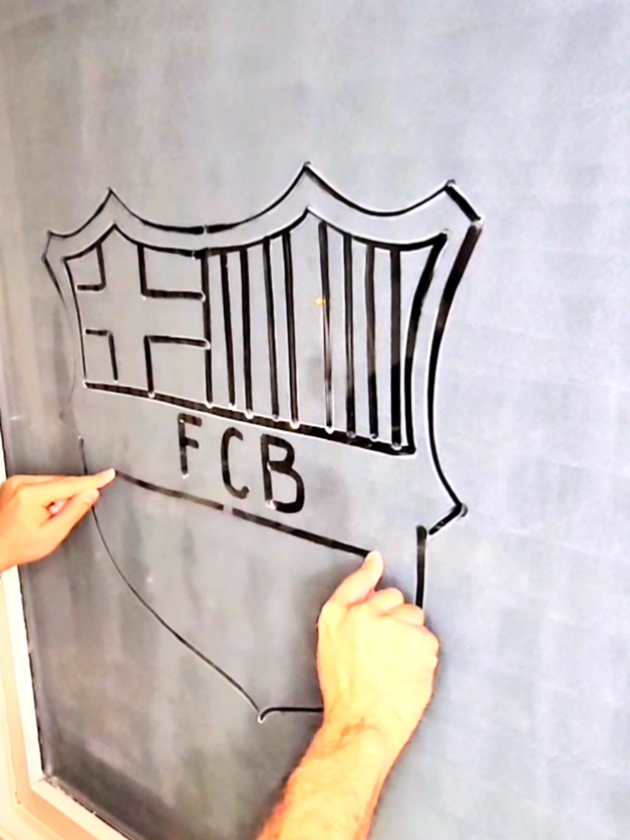 fc barcelona logo two hand drawing #fcbarcelona #barcelona #fcbarcelonafans #ElClasico #footballtiktok #viskabarca #🇪🇦 #messi #twohandsdrawing ##ambidextrous #ambidextrousa #barcelona #footballvideo #artist #shqiptaretneperbote🇦🇱🌍 