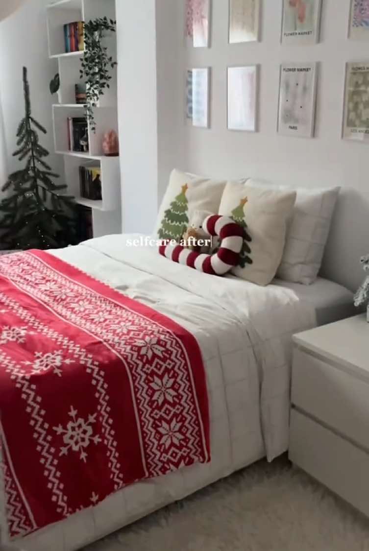 Selfcare afternoon! ☁️ #SelfCare #selfcareroutine #afternoon #Vlog #december #cozy #christmas #xmasvibes #aesthetic #byymarga #cleangirl #thatgirl 