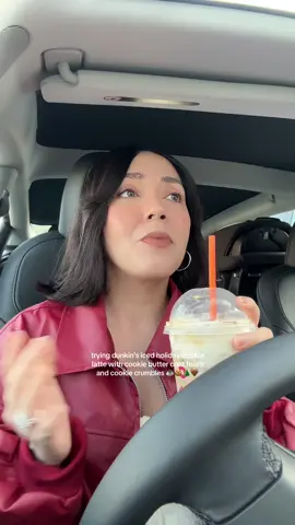 100/10, honestly 🍪🤎 @Dunkin' #dunkin #icedcoffee #dunkinholidaydrinks #cookiebutterlatte #coffeereview 
