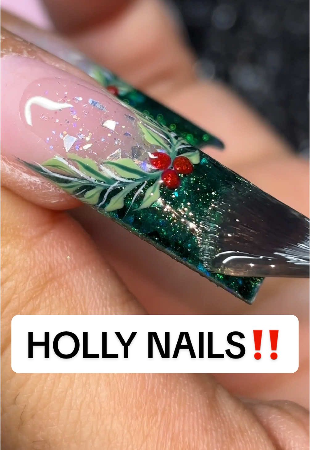 Have a holly jolly Christmas 🎄⚜️ Everything, including the glitters, was ONE COAT application 😱😱😱  Products from @Chaun Legend Nails (use code ZACRYLICS10) 🖤 Dolla Dolla Green 🖤 Sage My Name 🖤 Ho Ho Hot 🖤 Sleigh My Bells 🖤 Moss Be Lucky 🖤 Can’t Elope white gel  🖤 Glossy Topcoat  Products from @Kiara Sky Professional Nails (use code ZACRYLICS10) 💖 💠 No C curve square tips 💠 Medium pink acrylic  💠 Mystic glitter acrylic (@glamandglits) 💠 Medium liner brush  #nailart #nails #nailinspo #acrylicnails #squarenails #chaunlegendnails #christmasnails #kiaraskynails