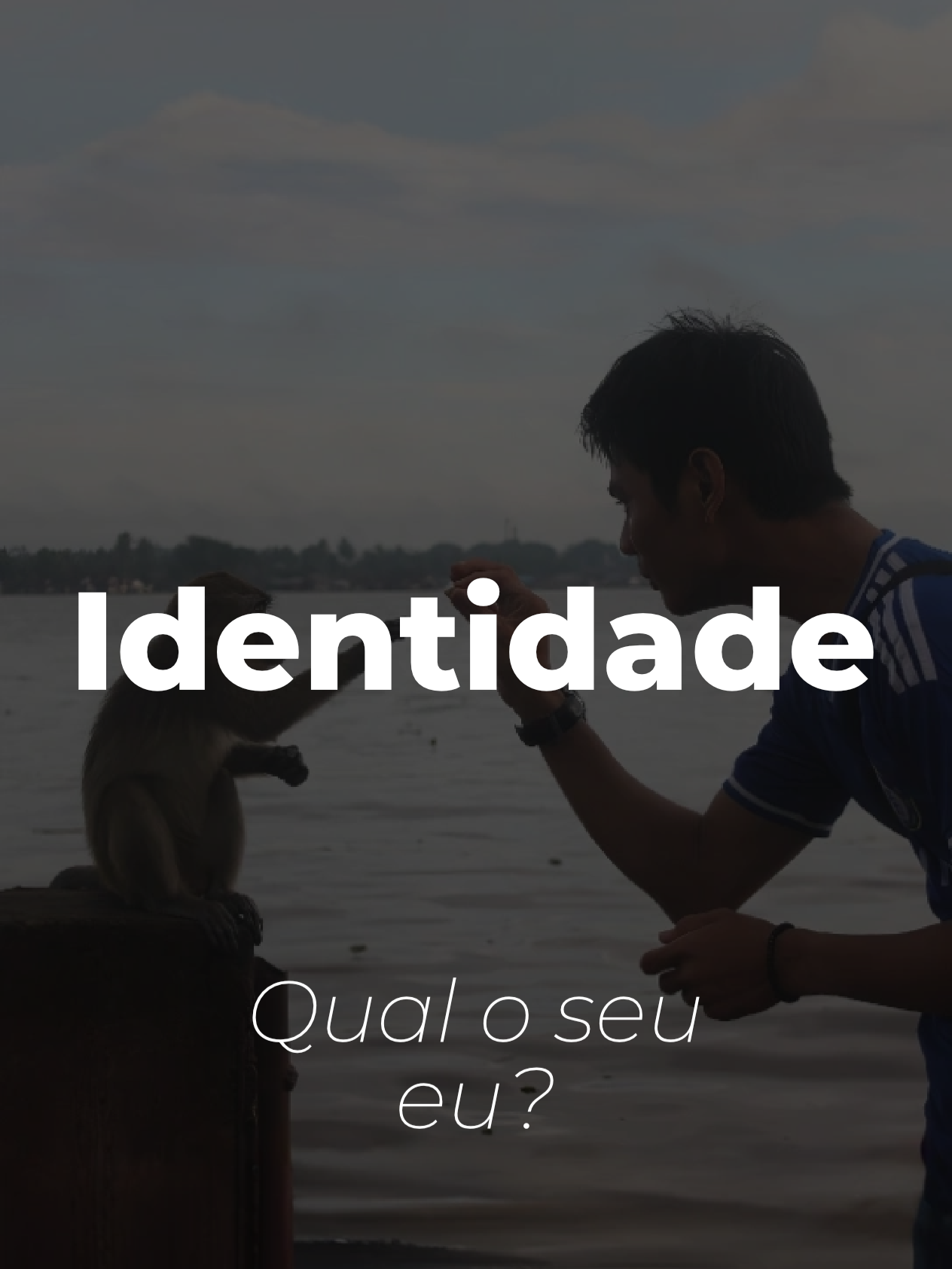 Perder-se de si mesmo é a mais silenciosa das tragédias, mas também o primeiro passo para renascer. Nos escombros do que fomos, encontramos a chance de sermos algo maior. -Nicholas Konrad #poesia #filosofia #superação #identidade #eu