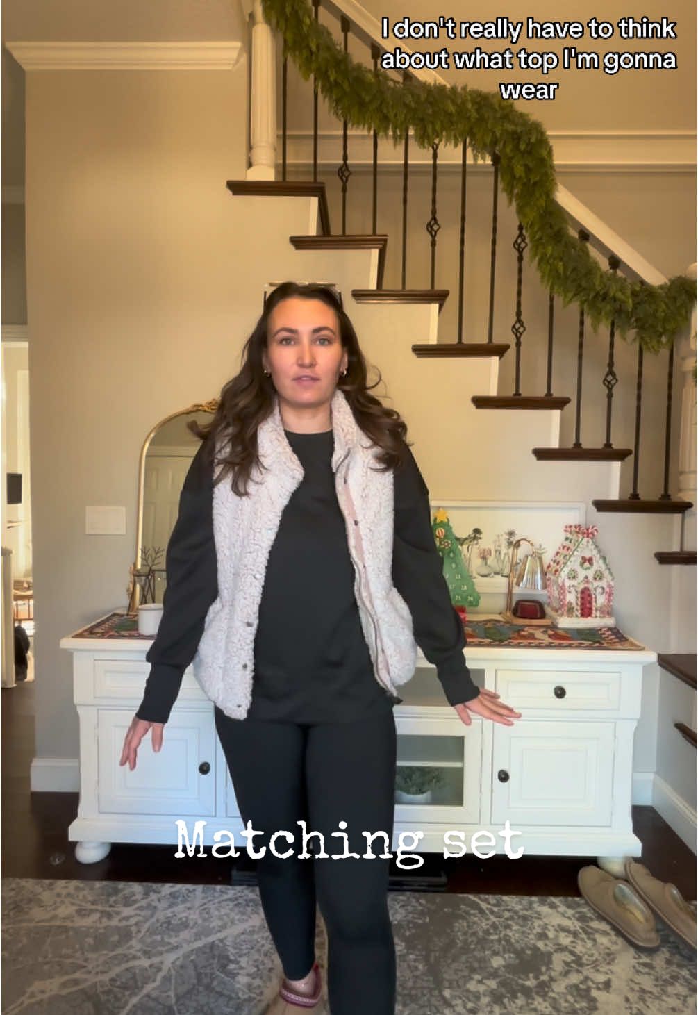 I have this is 2 colors and its the best! Love not thinking about what tops/bottoms go together! #MomsofTikTok #momlife #momoutfit #momoutfits #momoutfitinspo #ootdinspo #momootd #fallfashion #marchingset #tiktokshop #vest 