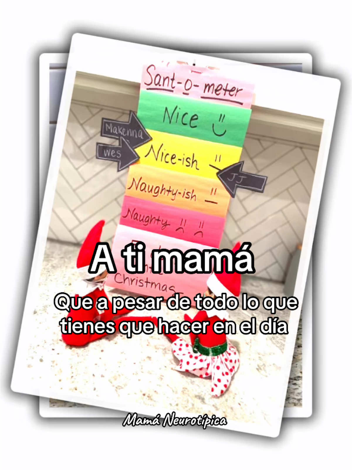 Un abrazo enorme a todas las mamis que pese a las miles de cosas que hacen en el día deciden complicar aún más su existencia creando magia para sus peques ✨🎄  Se que hay días que uno quisiera regresarlo al polo norte pero la magia que estamos creando esyos 24 dias son recuerdos inolvidables para ellos 🫶🏼  #elf #elfontheshelf #elfontheshelfideas #navidad #christmas #magia #lamagiadelanavidad #CapCut 