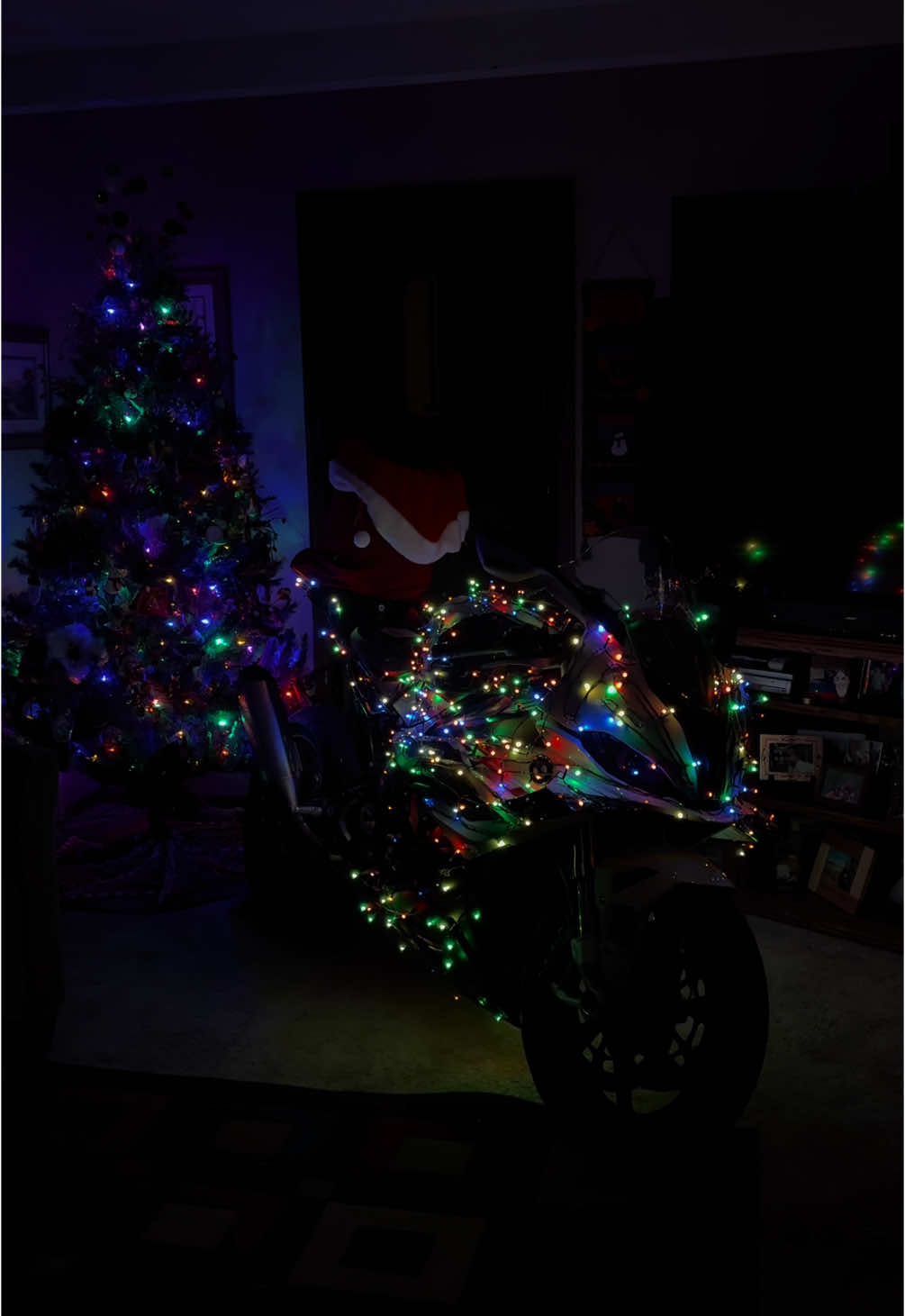 Santa better put an R1 under my tree 😤 #bikers  #christmas #christiantiktok #bikelife #bmw #bikelife #motorcyclesoftiktok #bikersoftiktok 