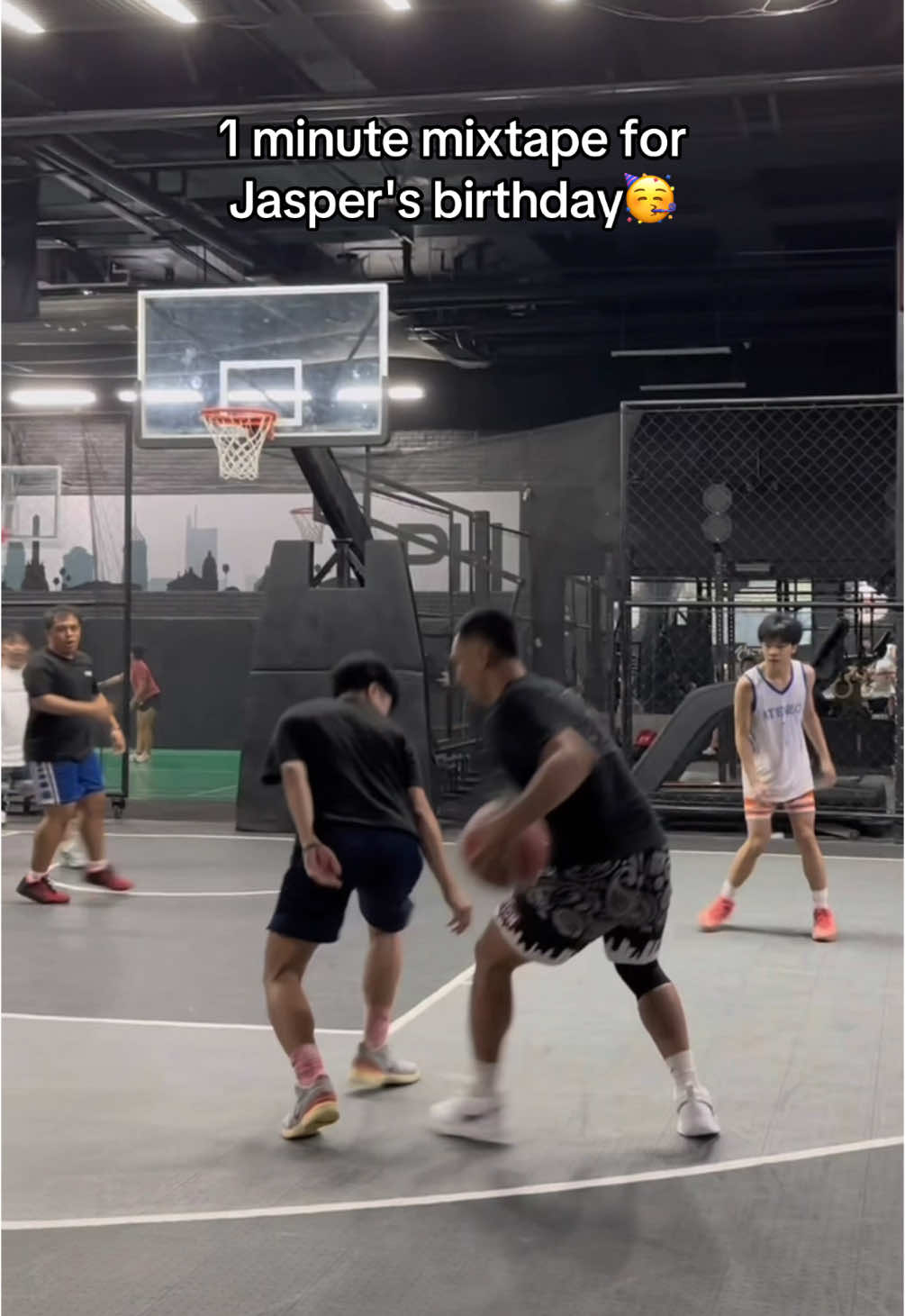 Happiest birthday Mr. @unitedbythegame HIMSELF Sir @jasperreyes_ 🥳🤝  baka sabihin mo 'di kita binati e, ayan! nag-effort pa ko mag edit sir🫡 Salamat lagi mo ko pinagbibigyan para may pang-upload sa Tiktok🙇‍♂️ God bless, labyuuu😘 #happybirthday #jasperreyes #eduardzeller #ubtg #ezbasketball #jaspervszeller #basketballhighlights #sza #luther 