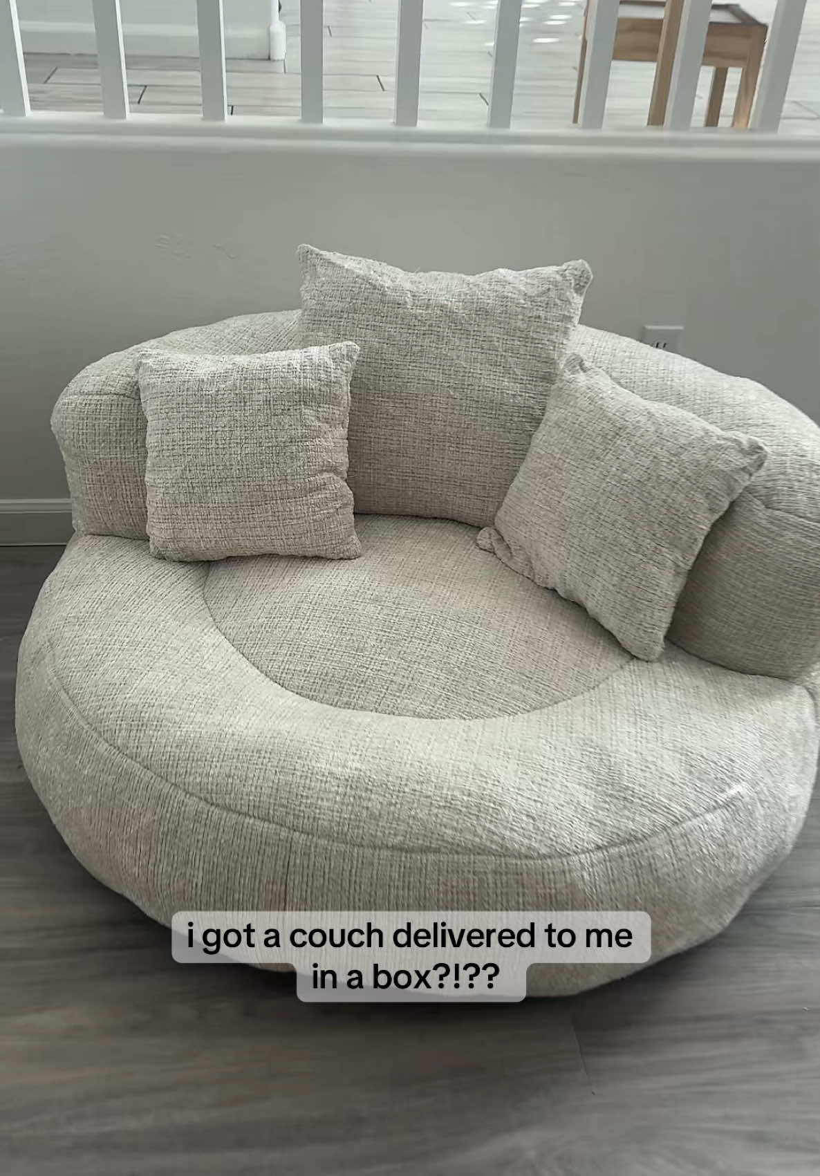 Weird? yes. Dope? also yes! I love this azy sofa bean bag chair!! & its on sale right now for $189 (retailed at $239) So worth it!! #lazysofa #lazysofabeanbag #beanbagchair #homefinds #homeinspo #minicouch #beanbagsofa #tiktokmademebuyit #tiktokshopholidayhaul #fyp #furniture 
