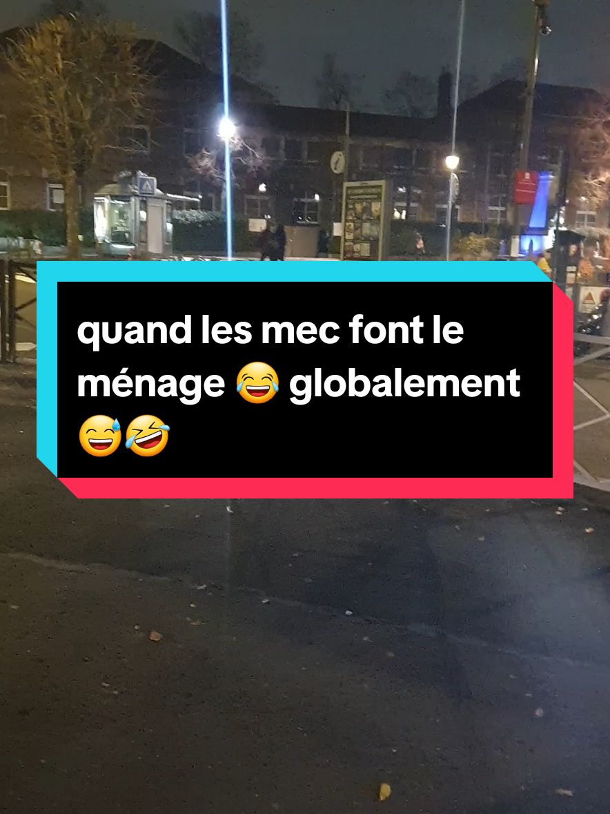 quand les hommes font le ménage 😂mdr il m'a tué 😂  jusqu'à la fin 🤣#blague #fou #humour #blague_drole #rire #mdr #😂🤣😂🤣😂🤣 #fares_usc #mort_de_rire😂 #dinguo #fort #ptdr #homme #ménage #mec #blague #fyp 