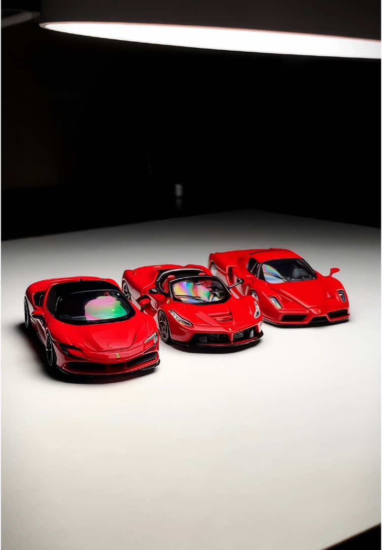 3 (smol) Rarri’s #fyp #diecast #miniscale #carsoftiktok #cinematic #4u #164scale #minigt #hotwheels #ferrari #laferrari #enzo #sf90 