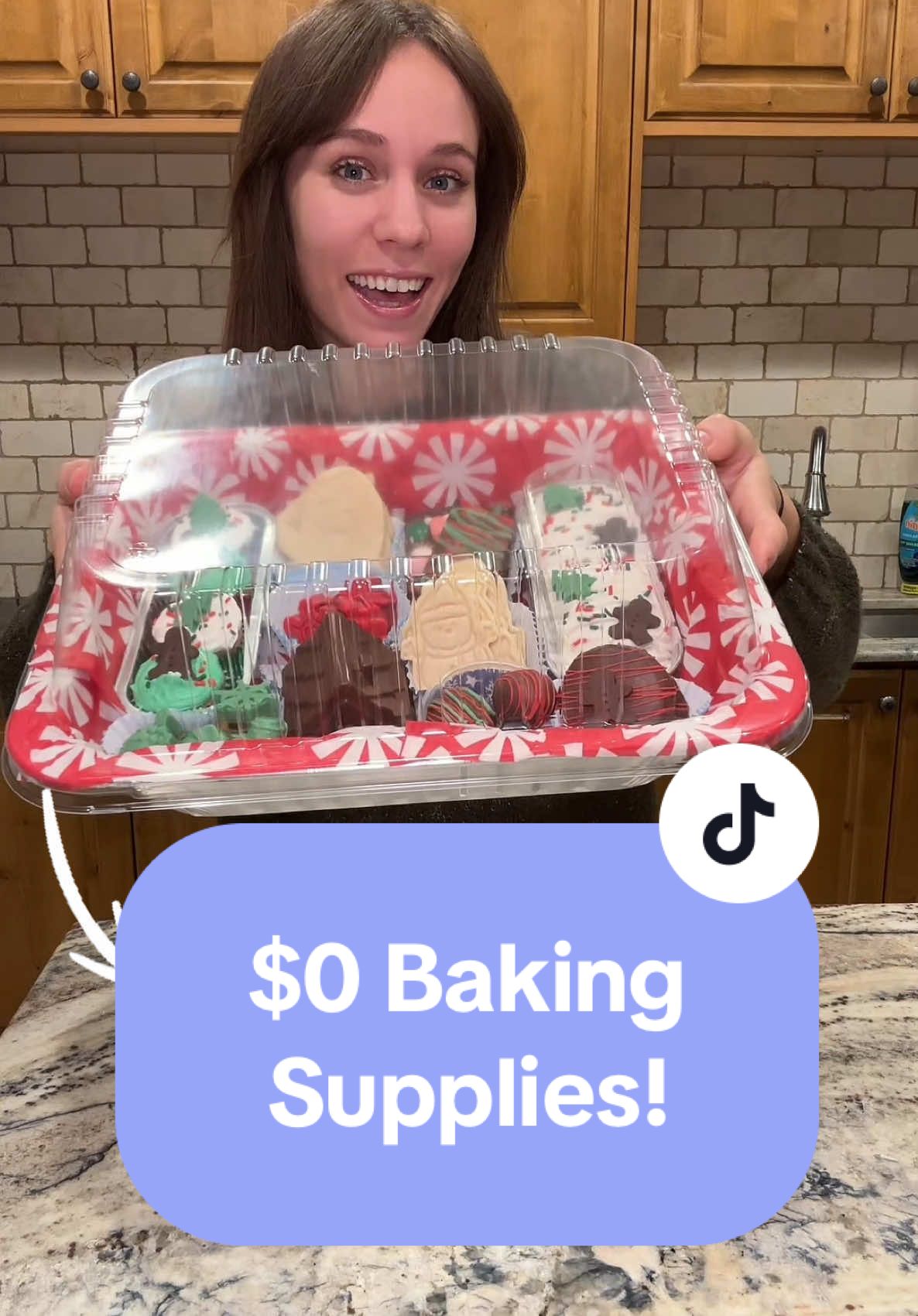 Christmas baking with $0 Temu items🤩. 🔍 code: dtj7783 and 🔗in bi0 for #temu $0 items! (app new users only with qualifying orders) ⚡️📦 FREE shipping and FREE returns! #temu #temuhaul #temufinds #viral #christmasbaking #bakingsupplies #bakedgoods #holidaybaking #christmastreats