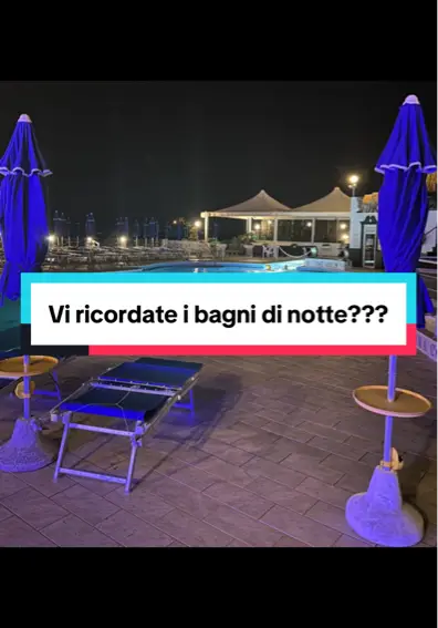 🌙 I bagni fino a tardi…ve li ricordate?  🙏 Ci rivedremo presto!! Il 22 dicembre è sempre più vicino 🤗 #capodanno #swimming #stars #ischia #perte #neiperte 