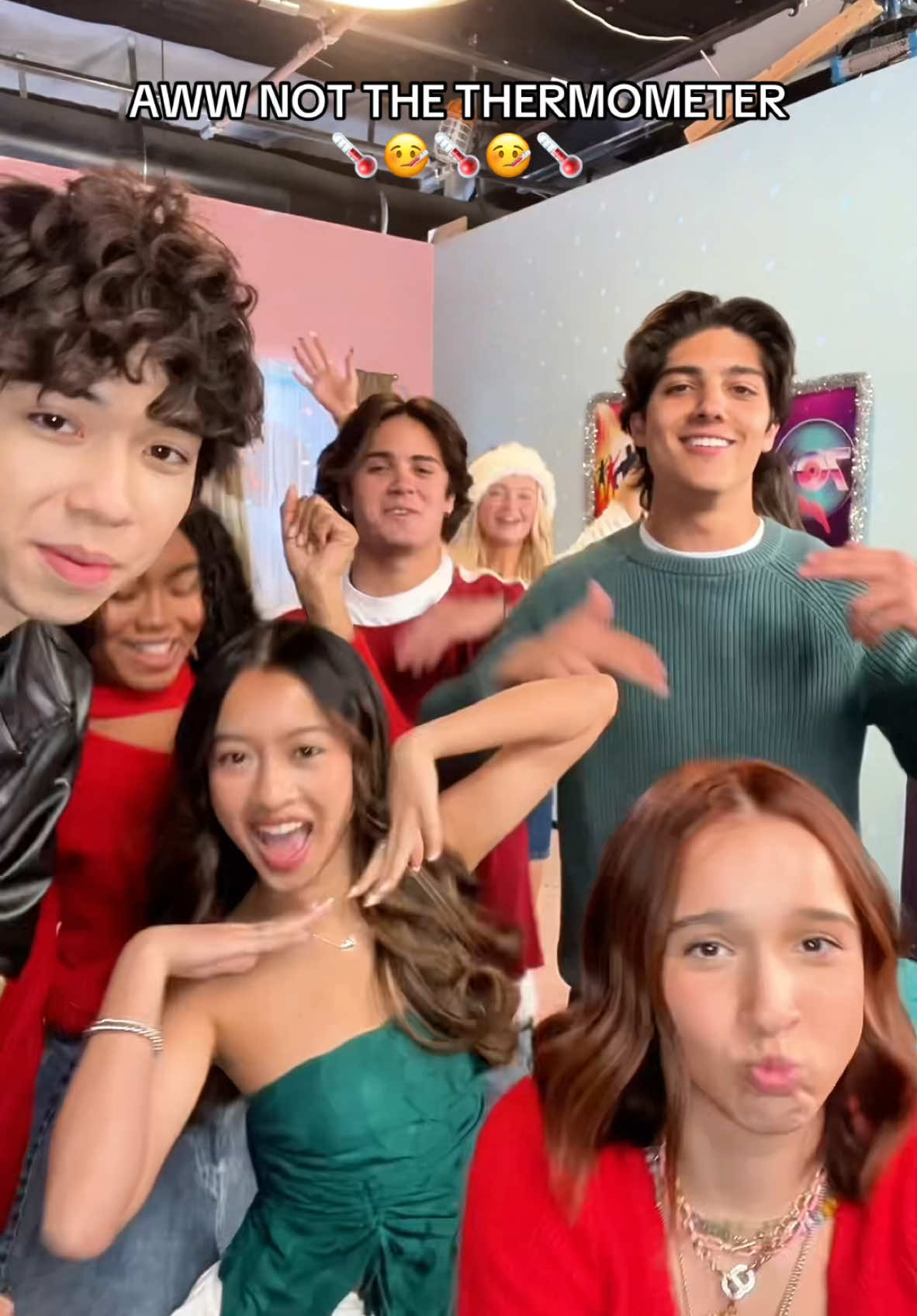 BRING BACK THIS TREND 🌡️ #fyp ‘How To Survive’ Holiday Special coming SOON 🤭 @kenzie yolles! @asher lara @Sydney Smiles @lisi:) @enzoconsanii @Tysonruiz @bella luu💋 @reeseherron_  #dance #thermometer #thermometerchallenge #challenge #brattv #howtosurvive #hts #trend #throwback #squad #friends #OOTD