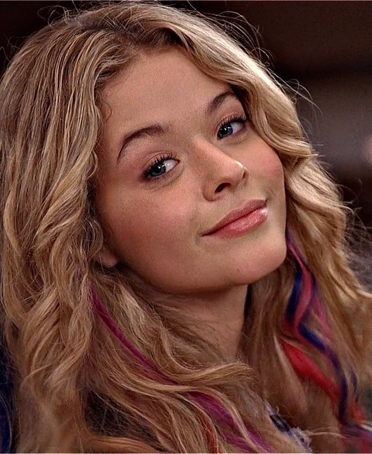 never getting over how bad josh fumbled her #geekcharming #amyloubalu #prettylittleliars #pll #sashapieterse (original content)