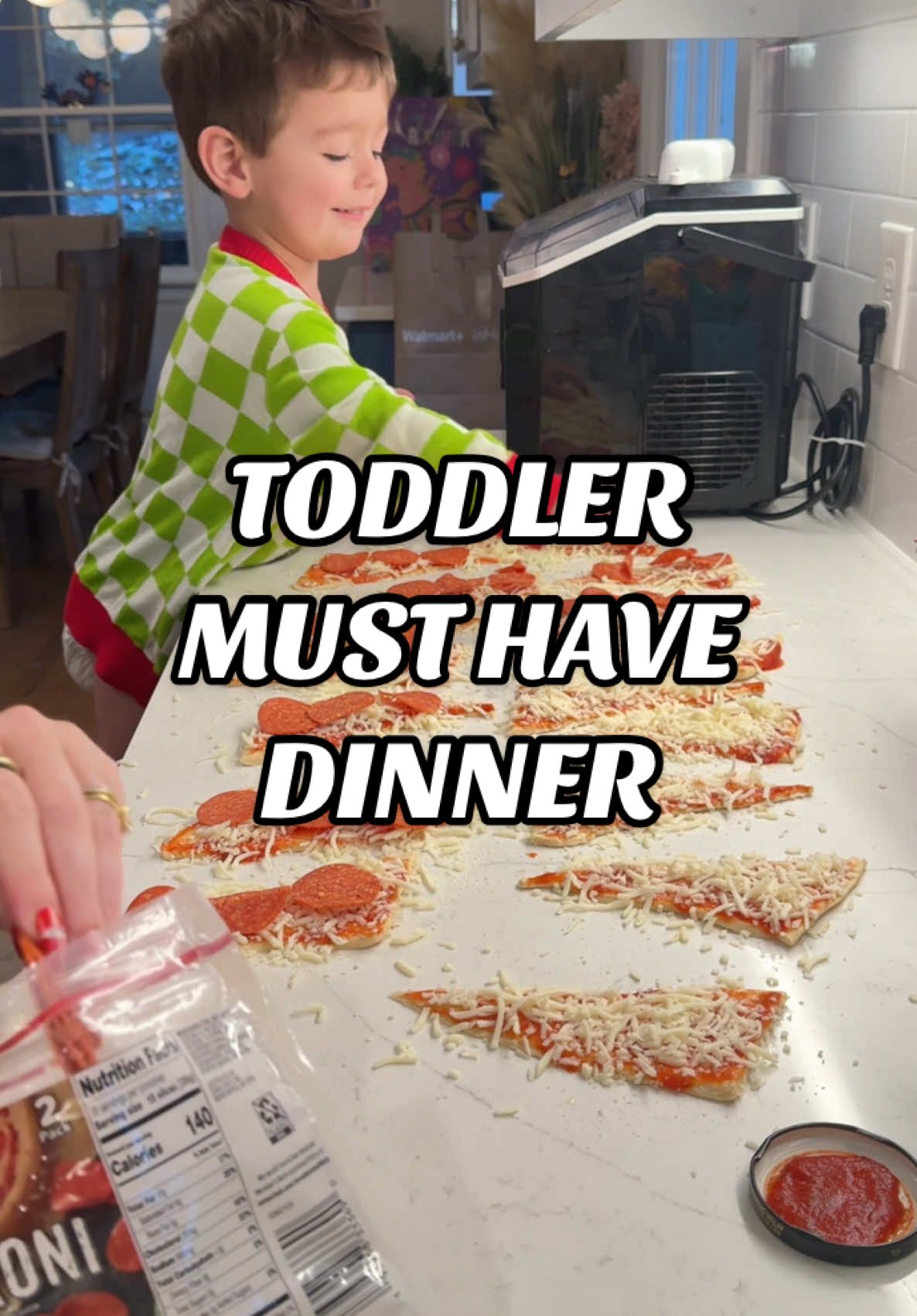 What would you add in yours? 👀 #dinner #toddlerdinner #familydinner #easydinner #pizza #pizzarollup #weeknightdinner #sahm #mom #MomsofTikTok #toddlermom 