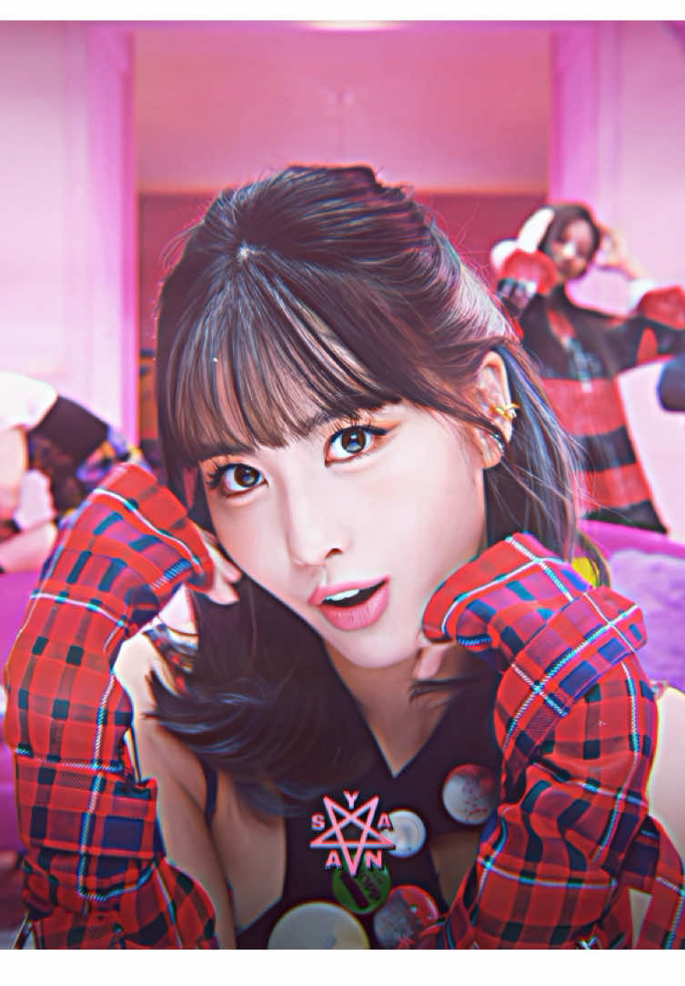 Momo, why u so $oI#&/&/jsjs….? #syan_a #kpopedit #momo #momoedit #twice 