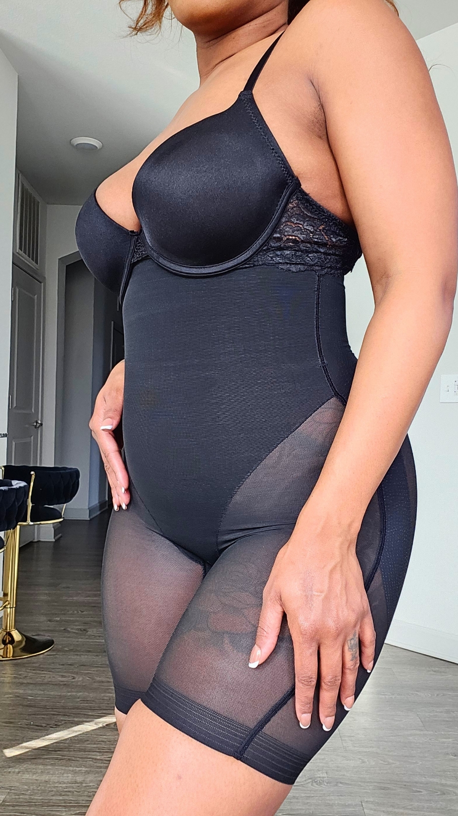 When you ate too much for Thanksgiving now you can't fit into your favorite pair of jeans @shopshapellx AirSlim Mesh Smooth Butt-Lifting Shorts Find it here👇 https://www.shapellx.com/discount/Jarohnya66 #Shapellx #Shapewear #plussizestyle #fallfashion #mommymakeover #bbl