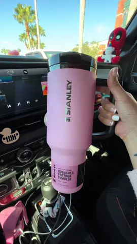 Just picked up my Messi Stanley with the new spillproof flip top! Loving the pink and black and the engraving is 🔥 #stanley #messi #goat #pink #Soccer #stanleytumbler 