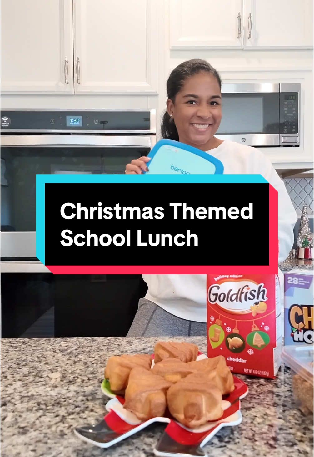 Holiday themed lunch for my preschooler 🎄 This lunch was realistic with things I knew he would actually eat. The Christmas tree cresent roll pizzas were super easy to make and perfect for kids school lunch #holidaysnacks #kidslunch #kidslunchideas #kidssnacks #christmaslunch #christmaslunchbox #MomsofTikTok 