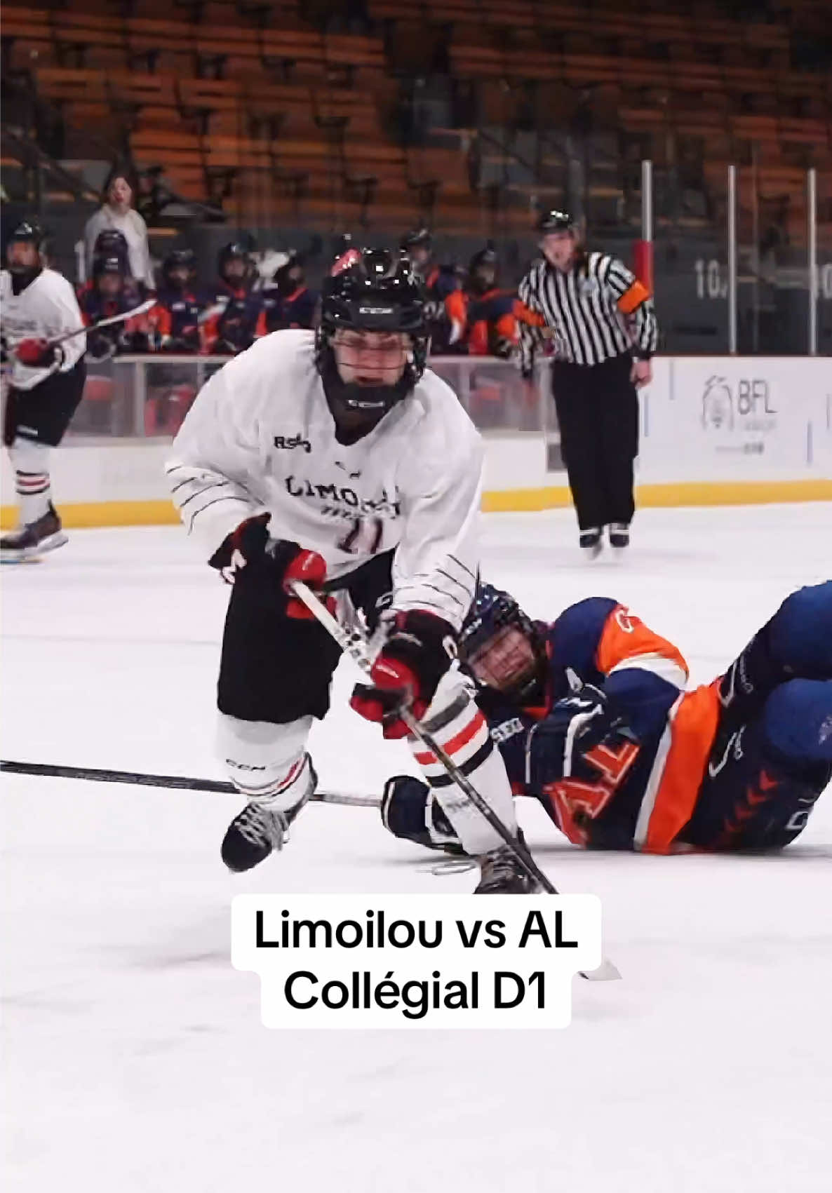 Les Titans de Limoilou sont en visite à André-Laurendeau pour un match de hockey Collégial D1 !! #hockey #hockeyfeminin #tiktokhockeyqc #hockeyquebec 