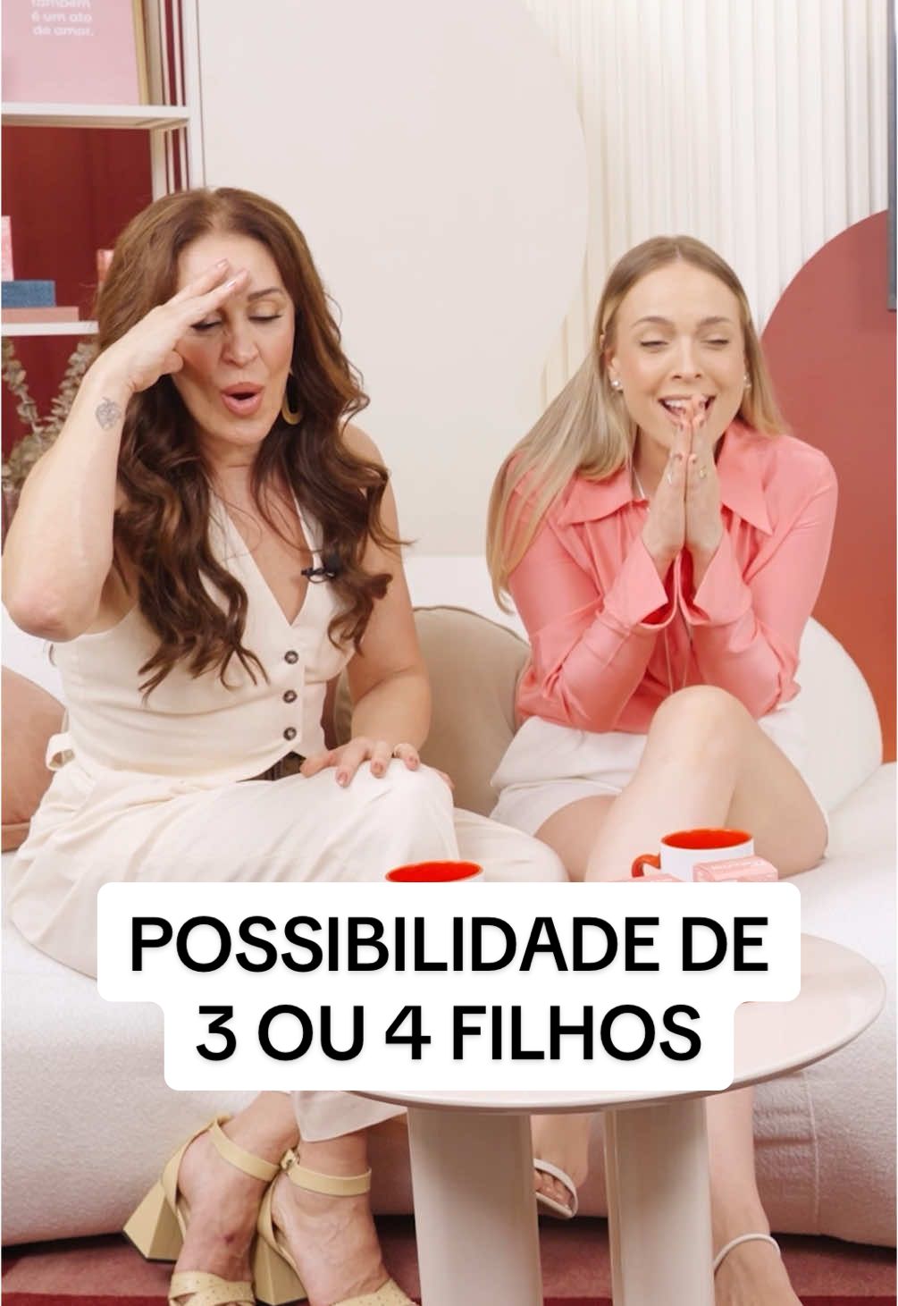 Nanda Costa relembrou o susto e a emoção ao receber os resultados dos exames: seria sua primeira gravidez e o médico falou sobre a possibilidade de 3 ou até 4 bebês! 😱🤰❤️ @Tata Estaniecki @Claudia Raia #Maternidelas #NandaCosta #gravidez 