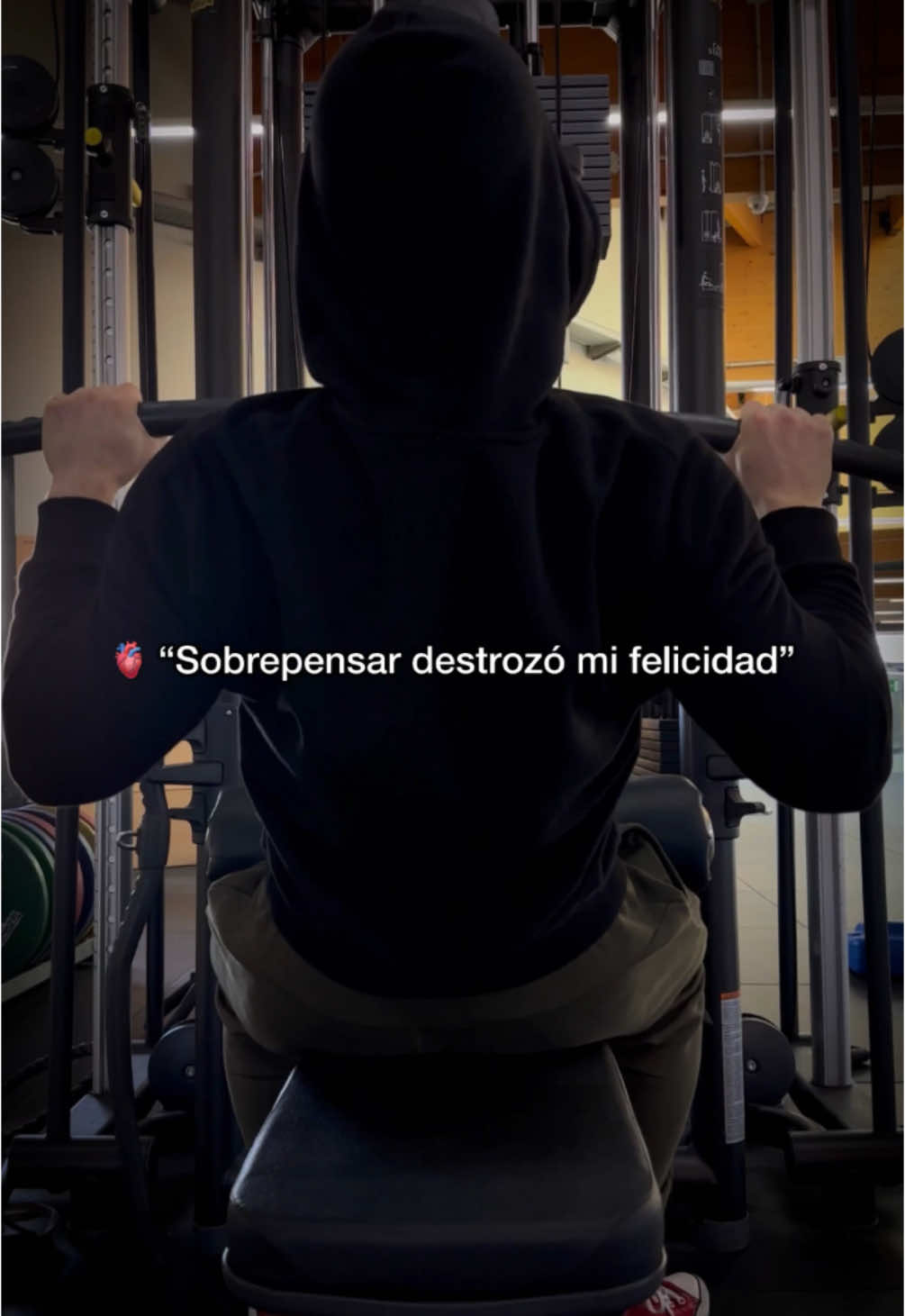 Por tu bien, espero que el cerebro gane esa batalla contra el corazón. #motivaciongym #motivacionfitness #fuerzagym #gymadictos #gimnasio