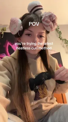 My hair doesnt hold curls but lets try lol