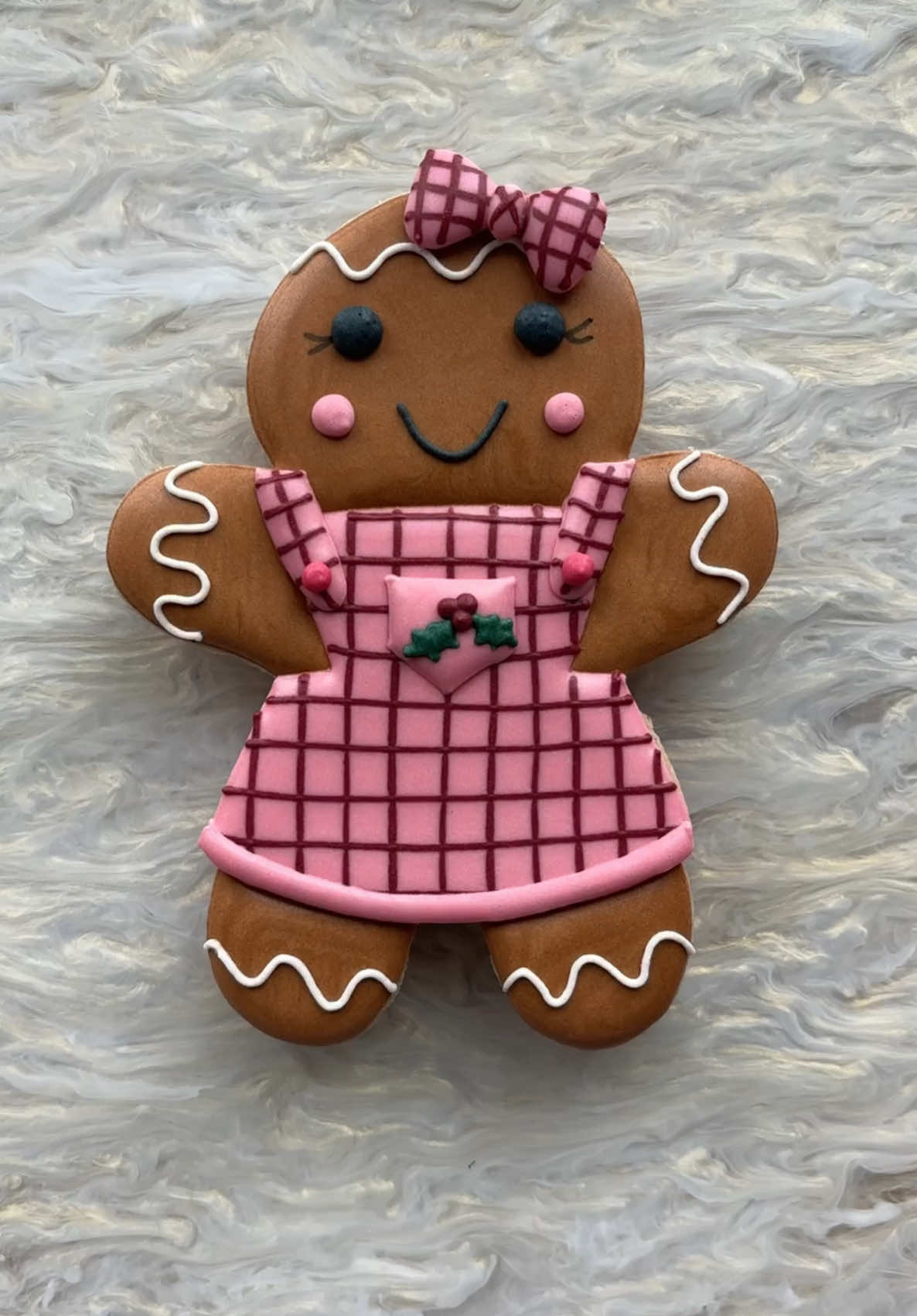 Replying to @puppupperoo 🎄🎀🎄🎀 #kianadecorates #decoratedsugarcookies #bakersoftiktok #cookies #royalicing #royalicingcookies #decoratedcookies #sugarcookiesdecorating #decoratingsugarcookies #cookiedecorating #cookiesoftiktok #dessert #satisfying #cookieart #cookieartist #oddlysatisfying #sweetandsavorykaty #creatorsearchinsights  