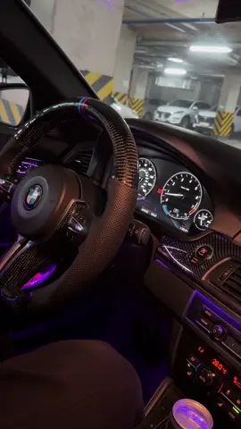 Bmw F10 2014 ( M руль карбон ) как вам ? #bmw #f10 #bmwmotorsport #m5 #стиль #руль 