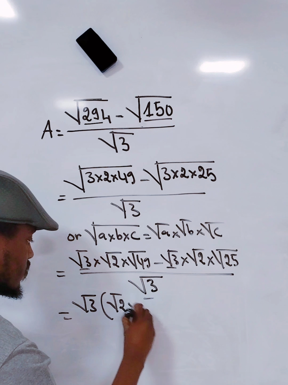 Simplifier l'expression A #lycee #math #matematica #fyp 