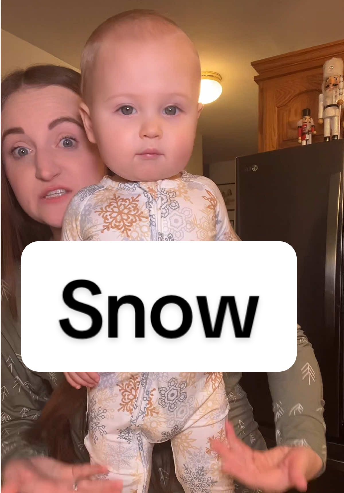 I had this sound for tonight but…the snow was too quick! ITS SNOWING ❄️ #MomsofTikTok #fyp #boymom #baby #dancingbaby #dance #sonny #bamboo #momtok #toddlersoftiktok #babydance 