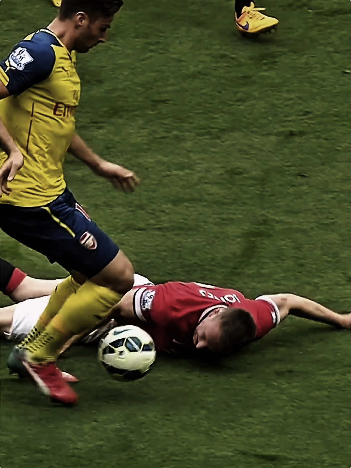 #theartofdefending #philjones 