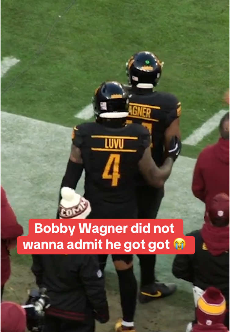 #frankieluvu you got him 😂 #bobbywagner #washingtondc #commanders #nfl #micdup @Washington Commanders