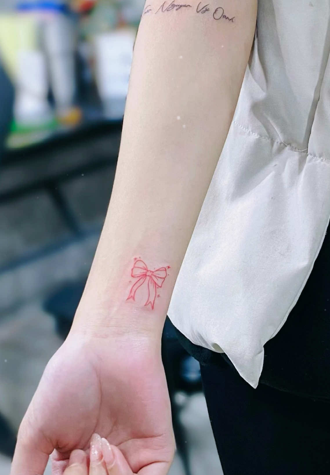 Xăm nơ xinh xinh ở cổ tay 🎀#tattoobaoloc #xamhinhnghethuatbaoloc #tiemxambaoloc #xamhinhynghia #tattooideas #goiyhinhxam #xamhinhdethuong 