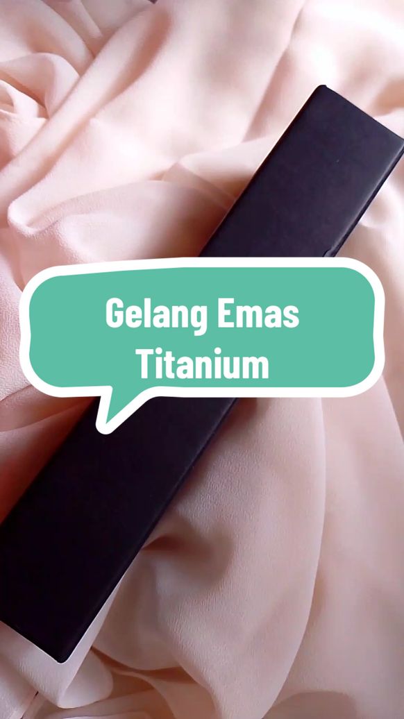 Rantai tangan titanium ada cop 916 murah dan cantik !!  #rantaitangan #gelangemas #emastitanium #sue_ahim 