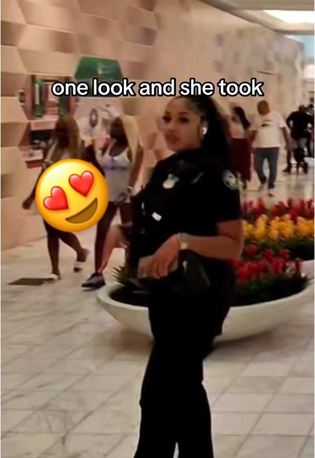 which reaction was better?  #fyp #globoidave #fypシ #isweartogodiwilllike #girlyquotes #isweartogodiwilllikee #girlyquotes 