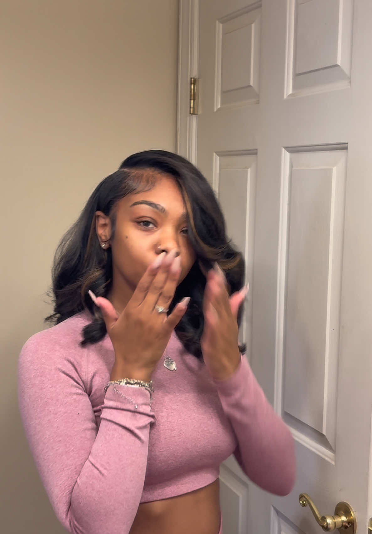 You can’t tell me this not mine ! 💅🏽 Side part quick weave tutorial #averycutelength #quickweavetutorial #hairtutorial #grwm #imbackkkk 