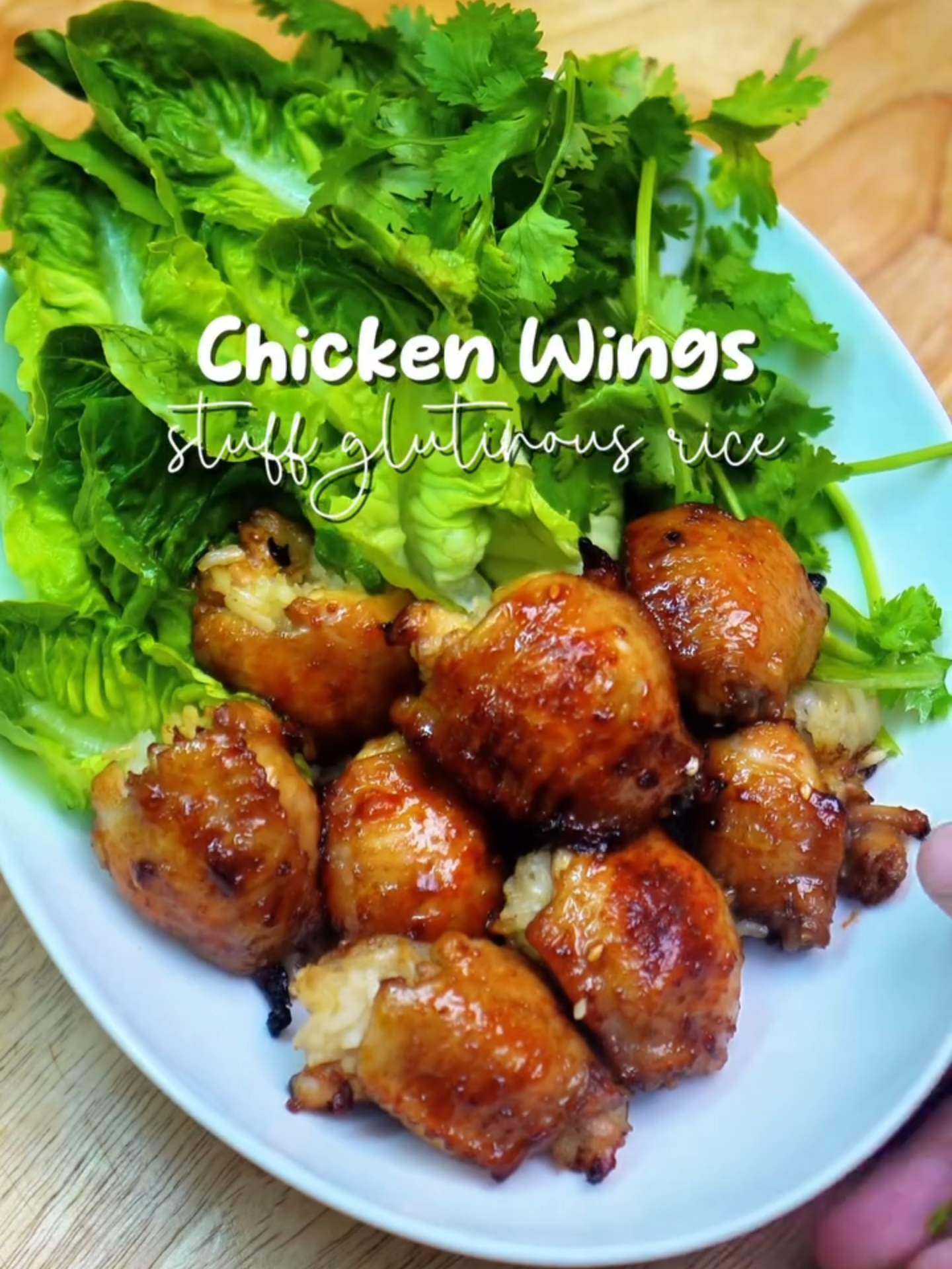 Chicken wings stuffed glutinous rice… sedap jugak buat mcm ni, makan 3 ketul dah kenyang 😉 guna perapan sugar less rich sesame sauce from @fundokinyakin memang mantul