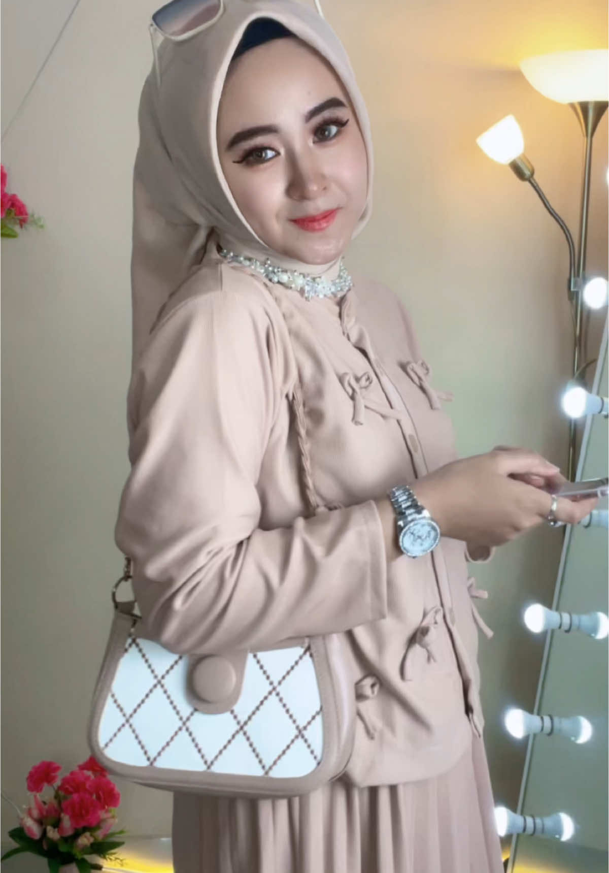 Dress viral nih bunda” ku 😍🎉 #ootdfashion #ootdhijab #fyppppppppppppppppppppppp #dress 